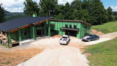 Lot 32