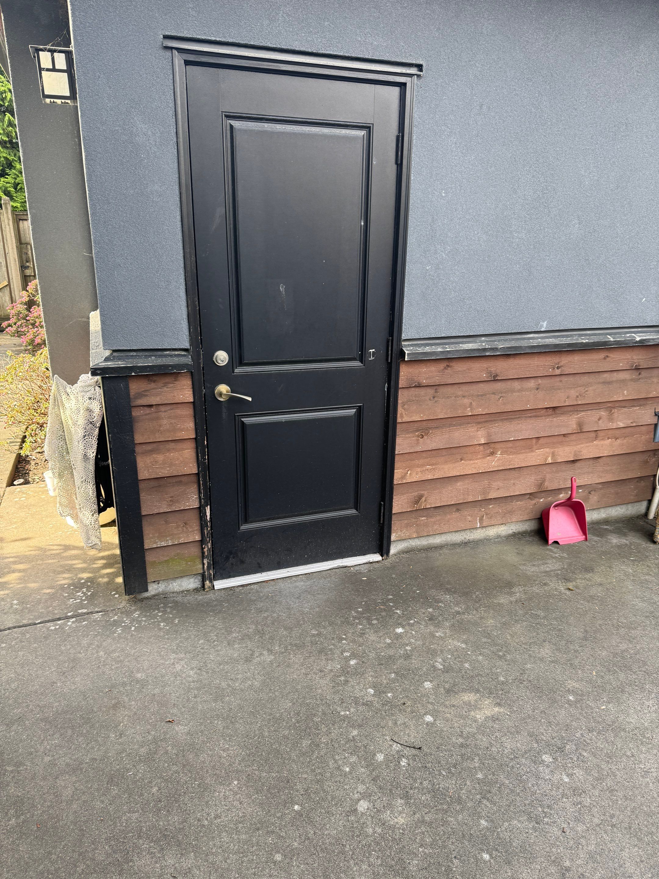 Exterior Painting & Staining in Vancouver by YVR Construction Group