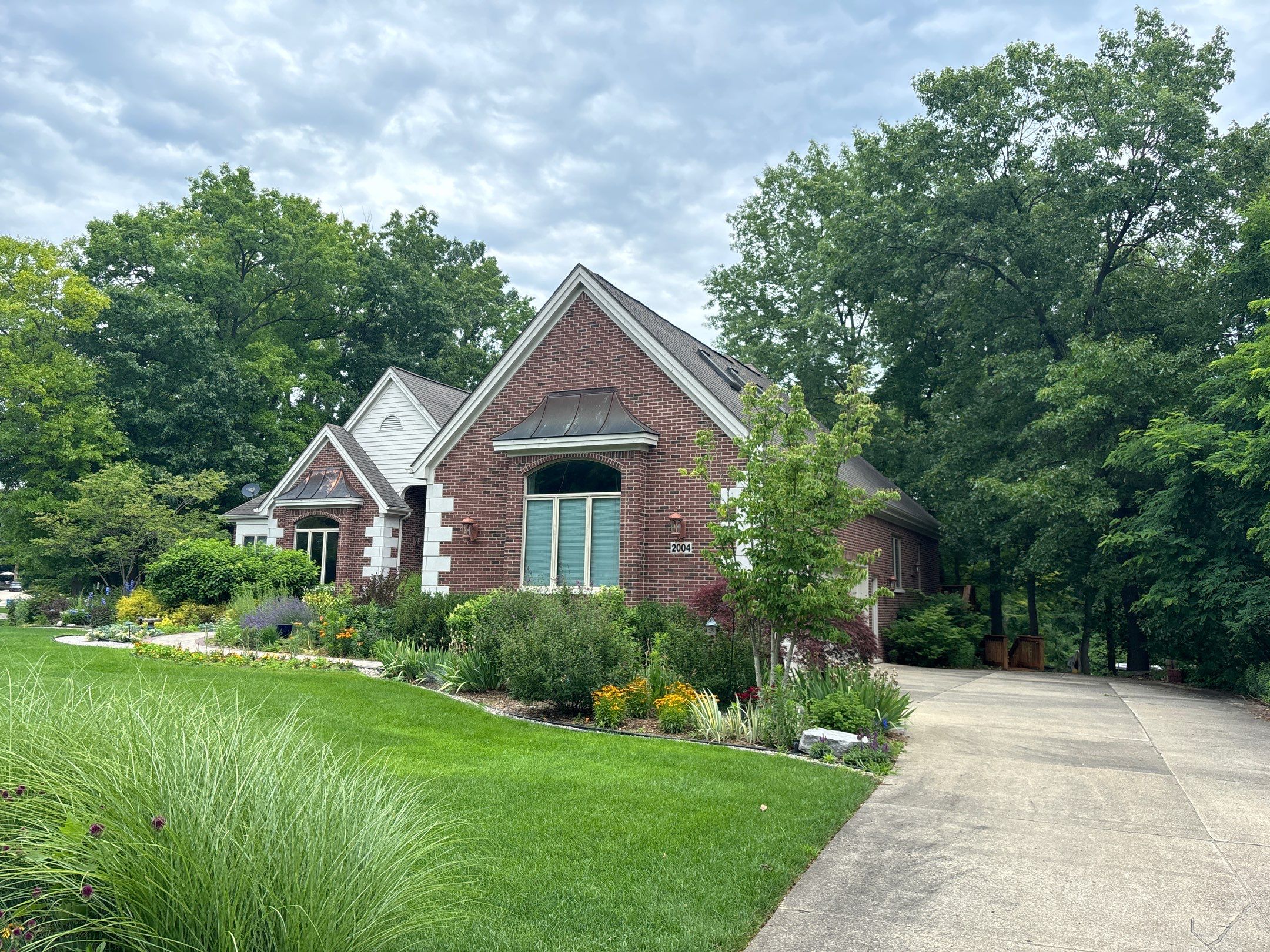 Roof Replacement using Owens Corning Duration by 180 Contractors