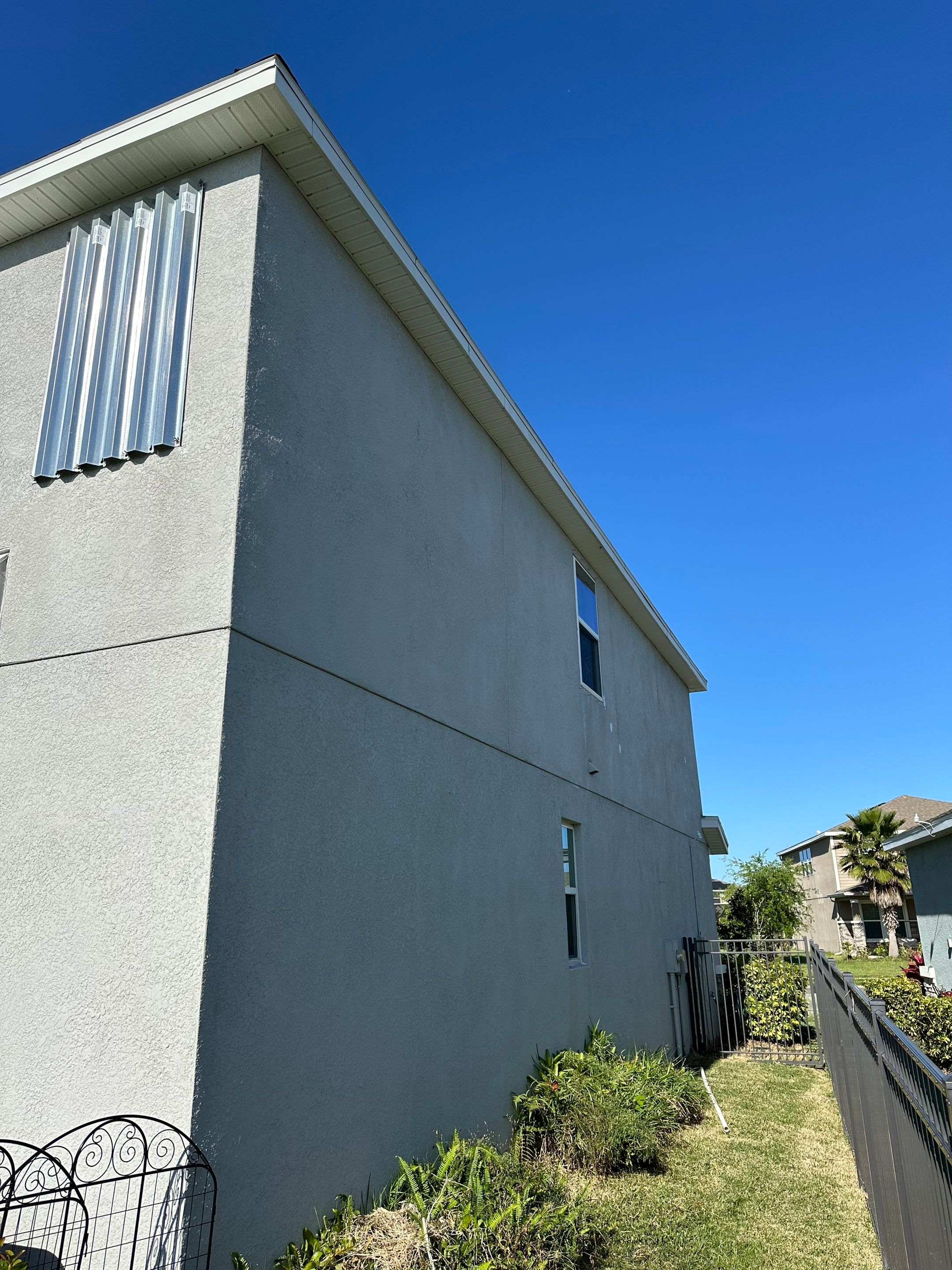 2-Story House Wash & Paver Driveway Cleaning in Trevesta Community, Palmetto, FL | Sunshine AquaWash by Sunshine AquaWash