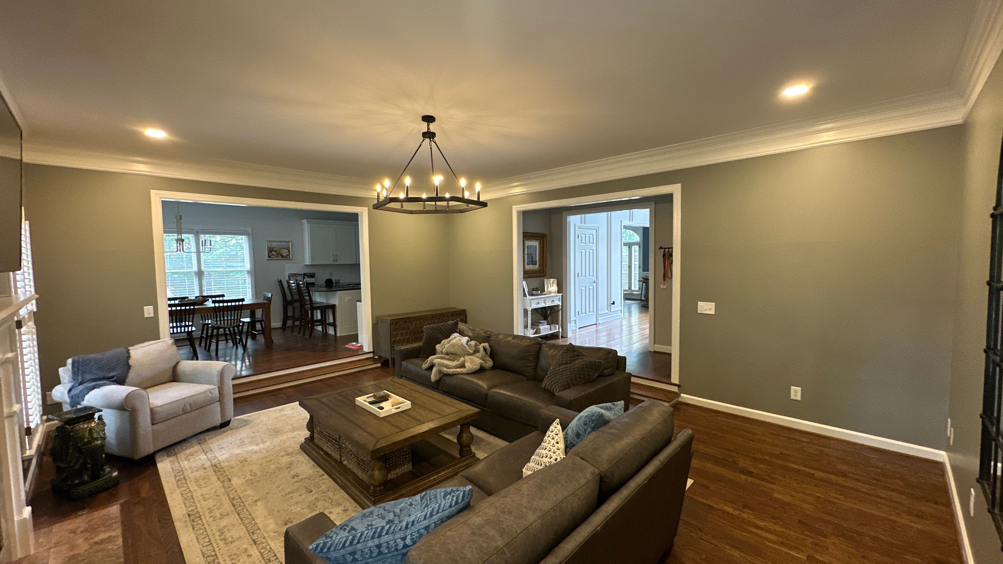 Interior Painting/Trim Work in Brentwood by Music City Improvements
