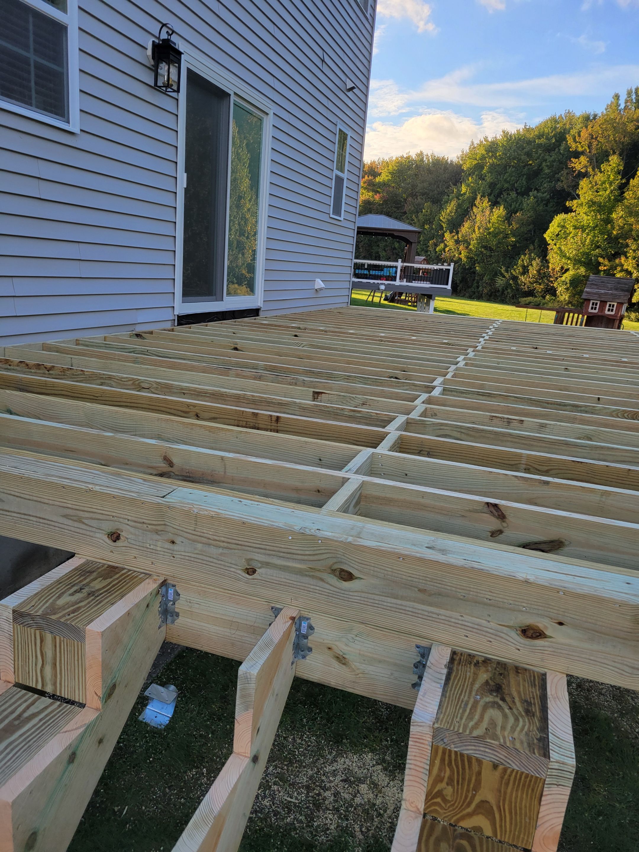 New Deck using Deckorators Venture - Color Saltwater by deck guardian