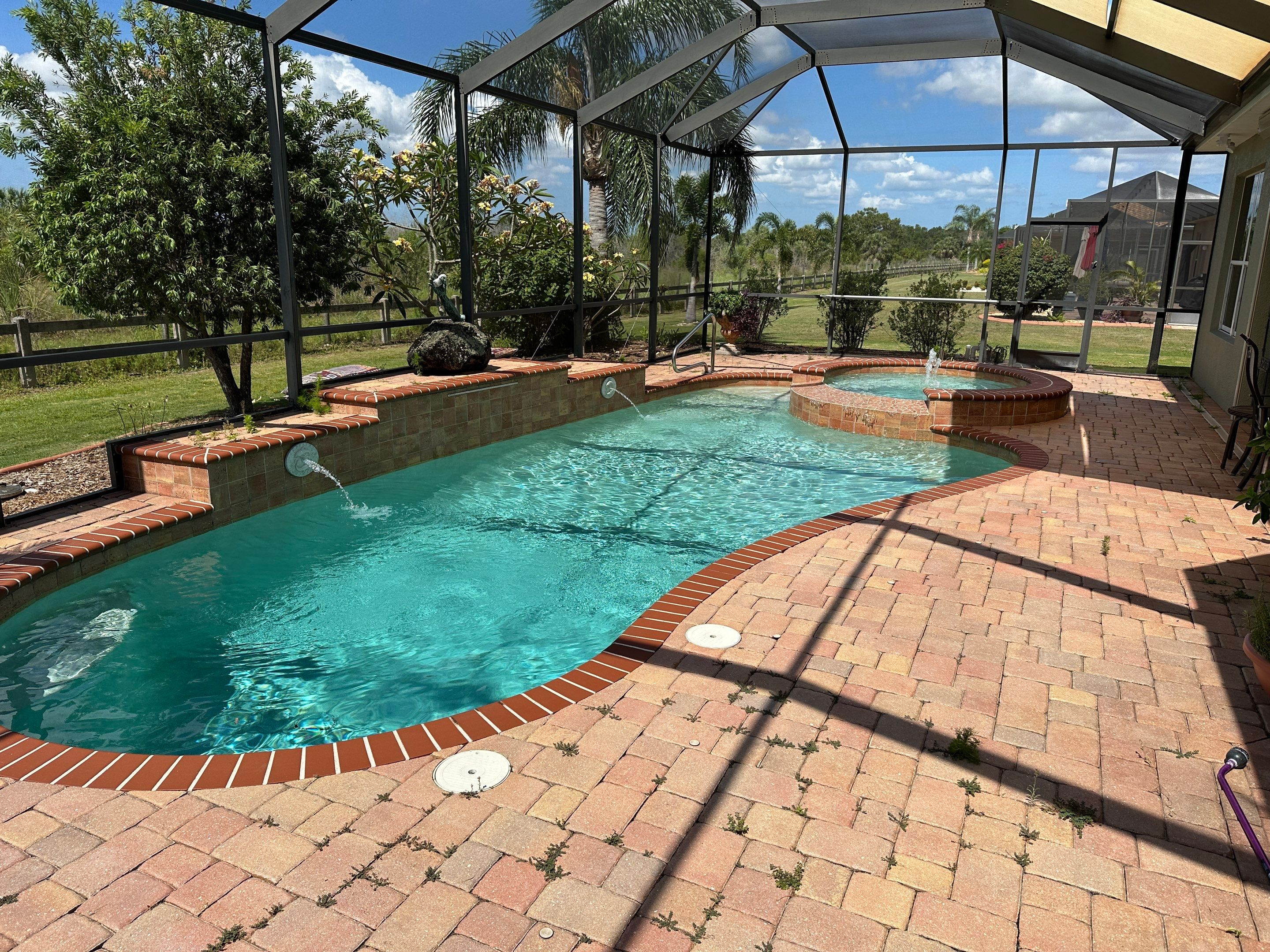 Paver Cleaning and Sealing in Sun City Center by Supreme Paver Experts