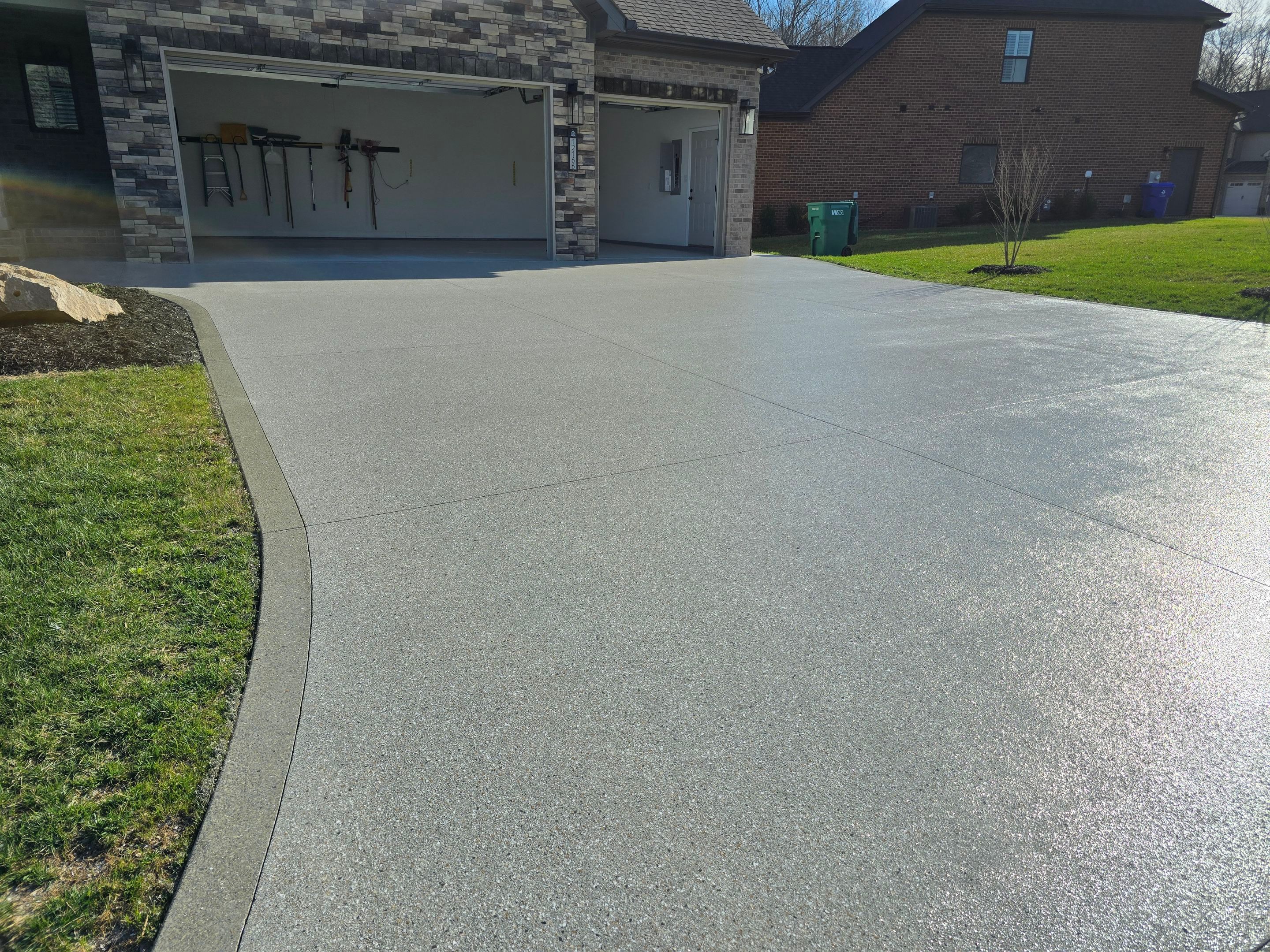 Driveway Using Claystone & Trail Mix Match by Elite Floor Solutions