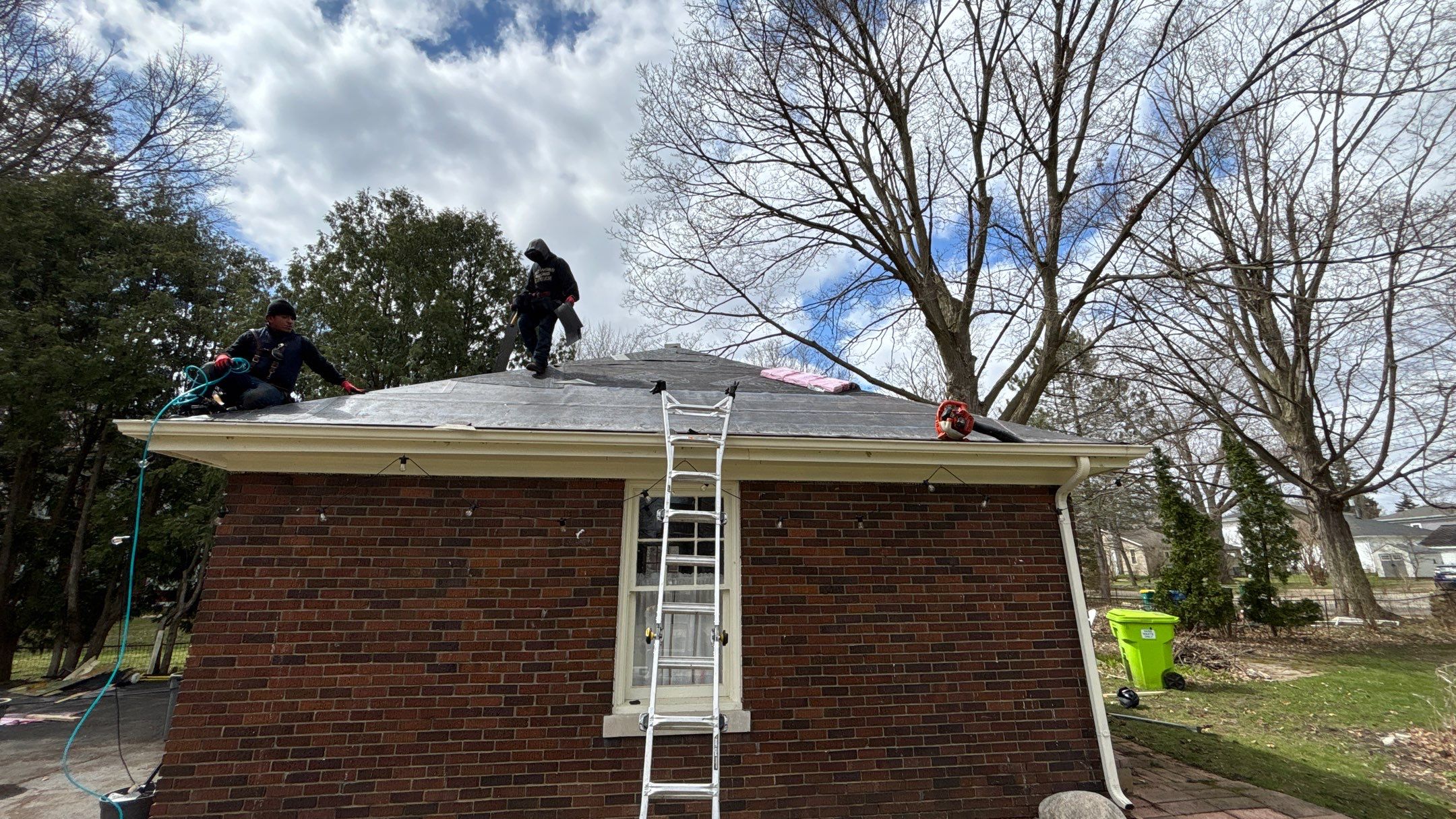 Roof Replacement using Owens Corning Summer Harvest by 180 Contractors