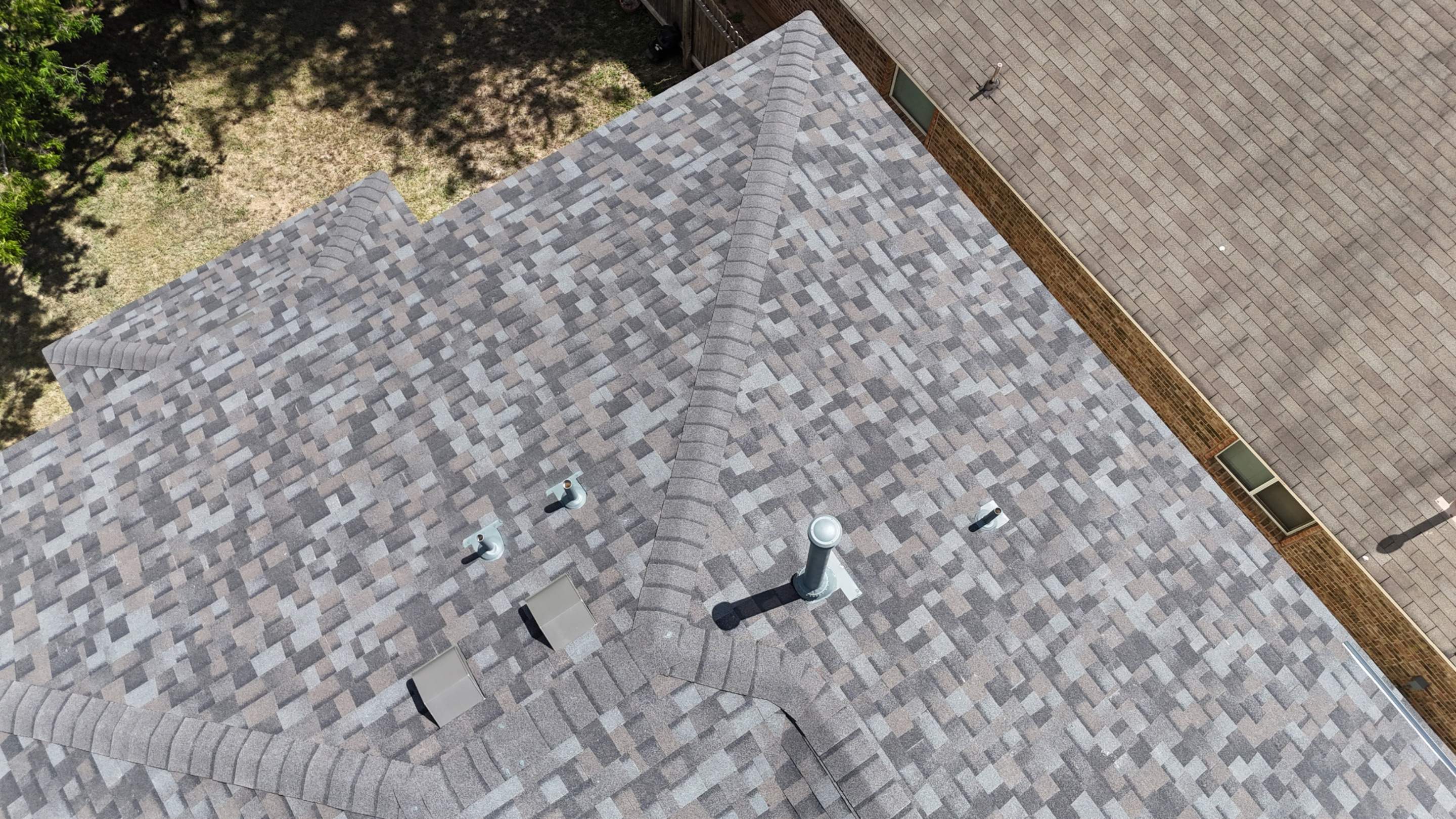 Williamsburg Gray - Owens Corning TruDefinition Duration by RoofsOnly.com