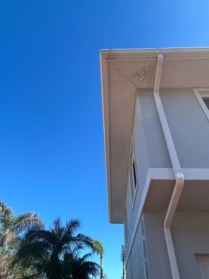 7-Inch Seamless Gutters Installation in Bradenton FL