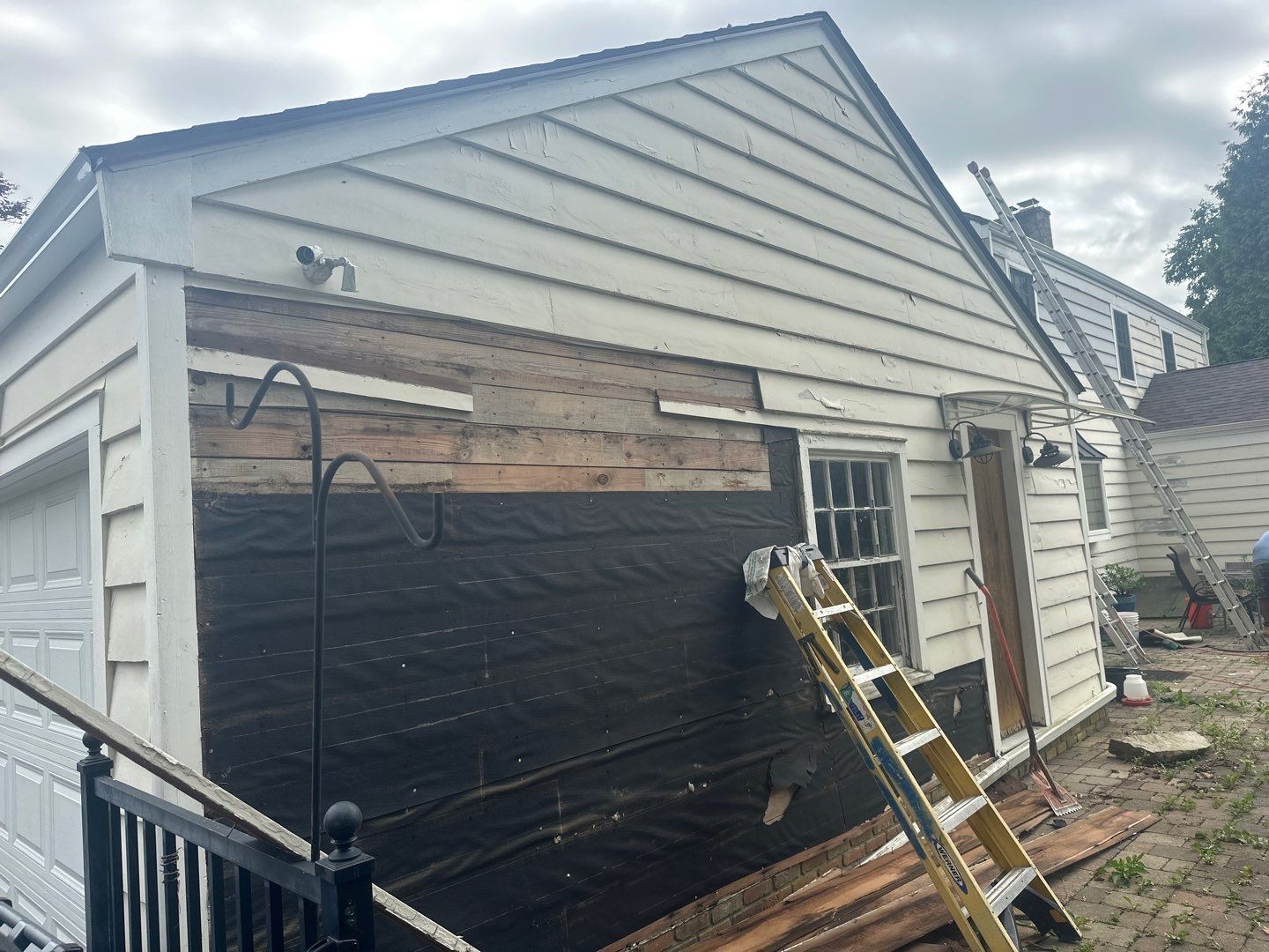 Siding Installation using Hardie Plank Artic white by A Plus Exterior