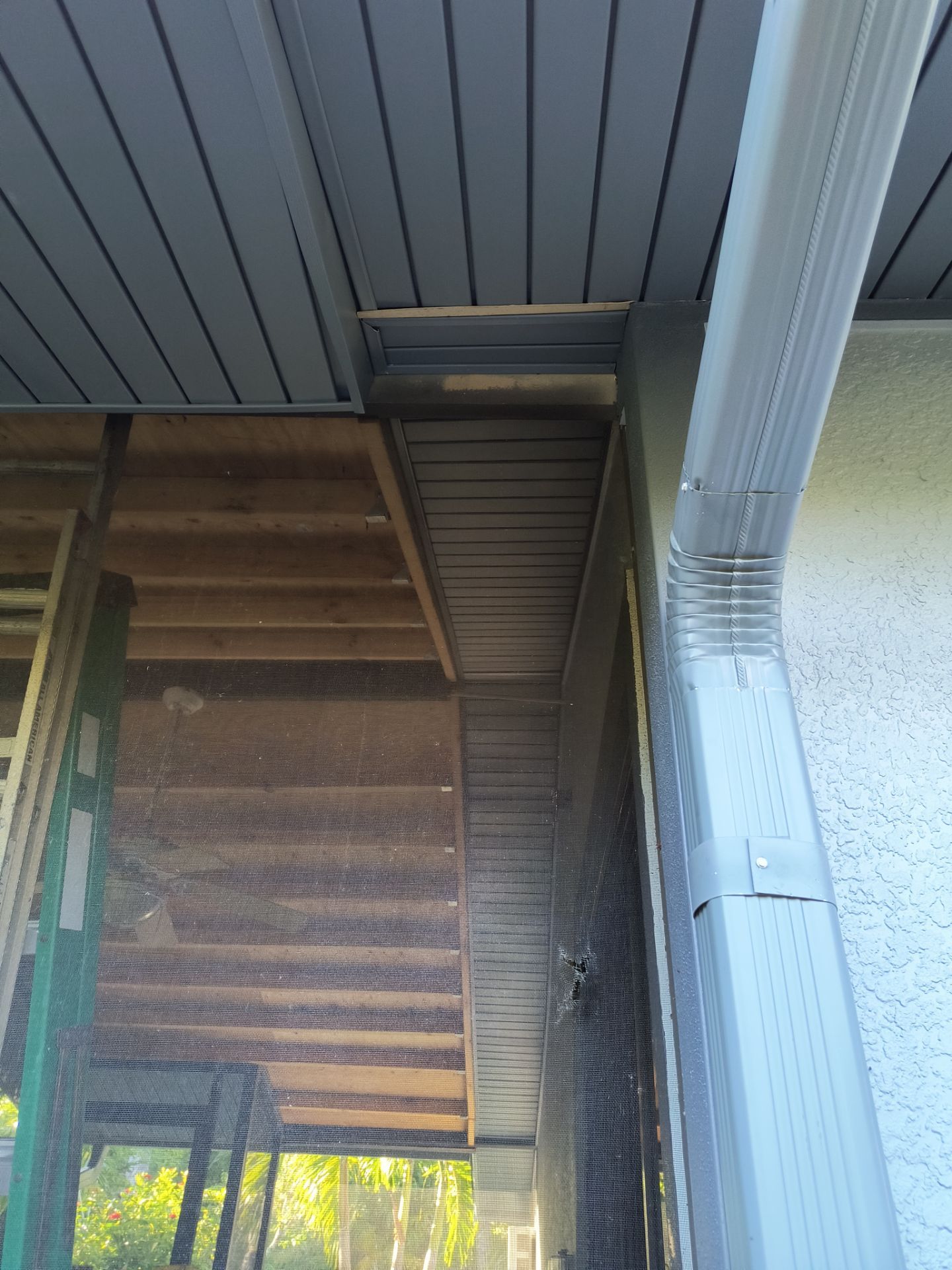 Soffit and Fascia Installation in Fort Myers FL by Gutter Professors
