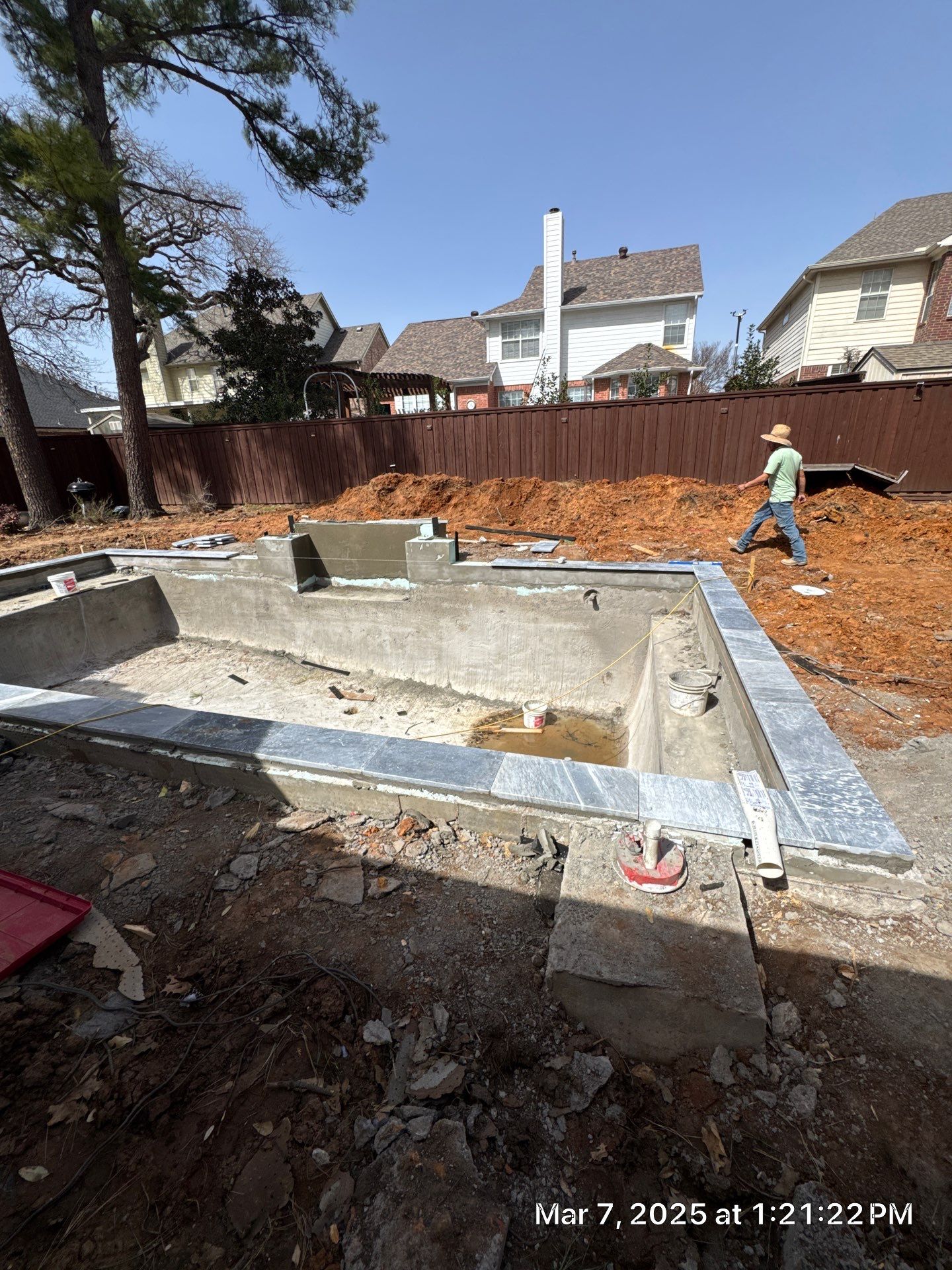 Geometric Pool with Raised Water-Feature Wall by Pinnacle Pools and Spas - DFW