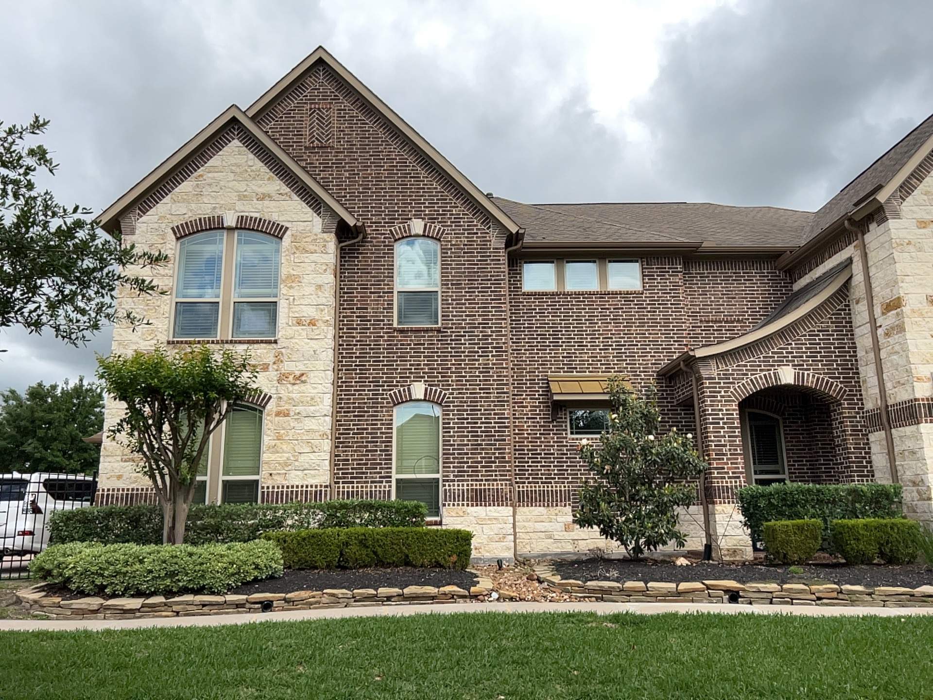 Residential Roofing Installation using Owen's Corning Duration by Roof Concepts Construction