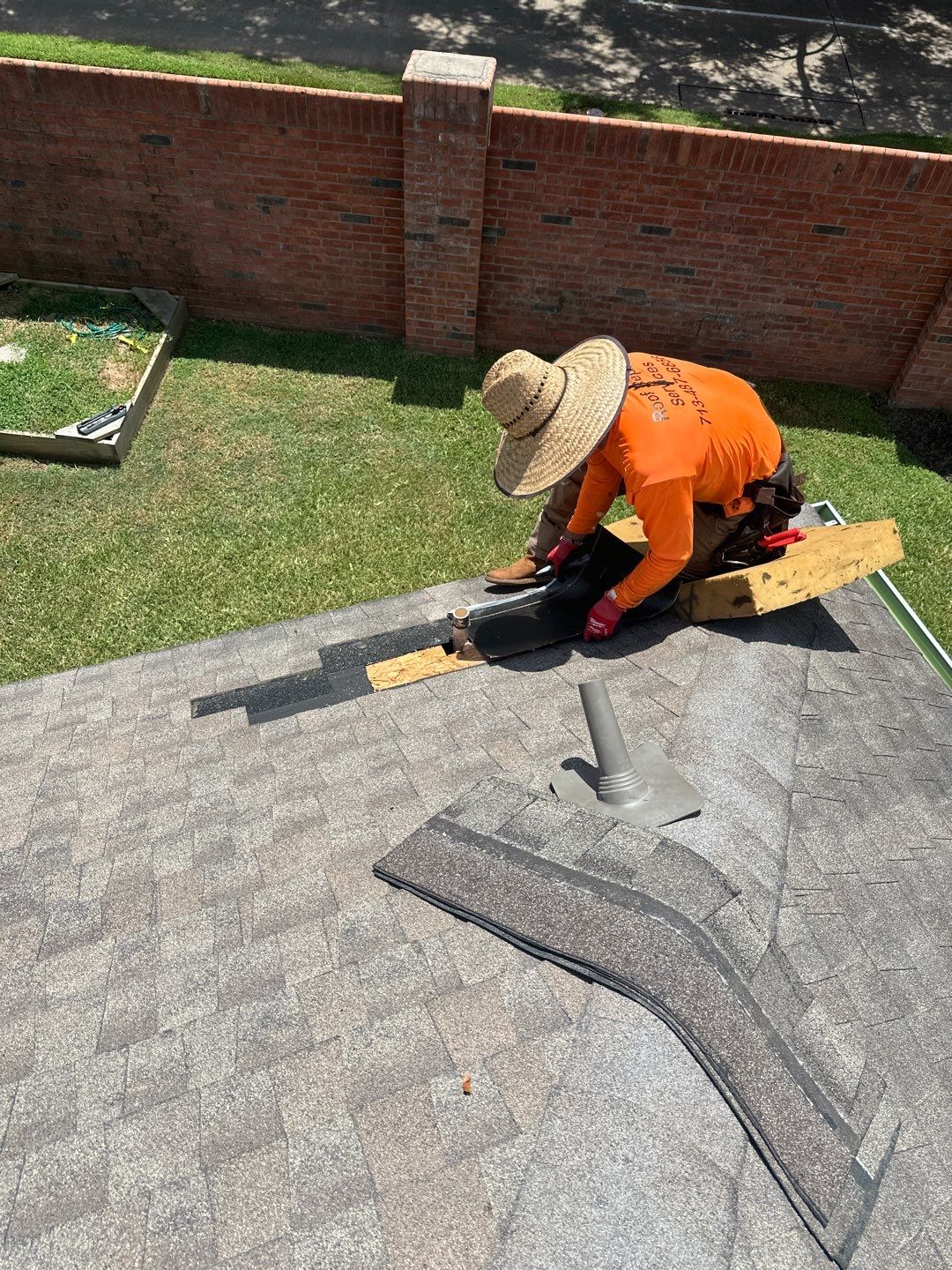 Hail Damage using Owen's Corning Duration (Lifetime) Shingles by Roof Repair Company