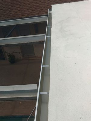 Seamless Gutter Cleaning and Maintenance in Cape Coral FL