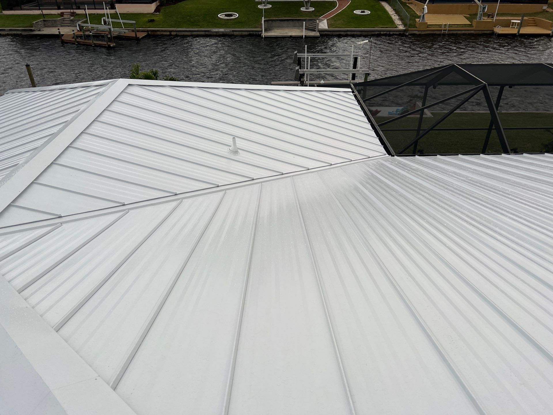 Metal Roof by Durabilis Roofing INC