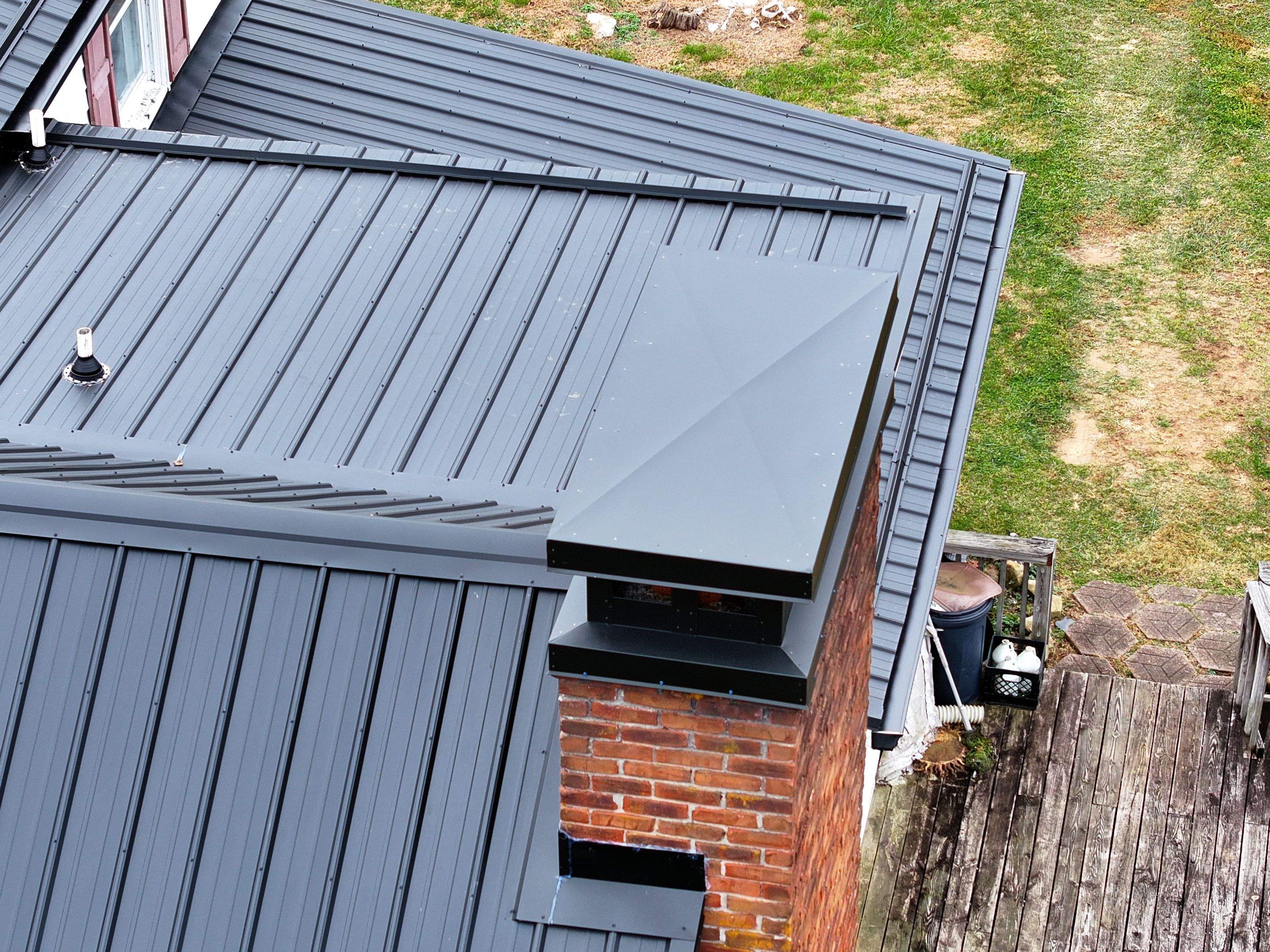 Phillips Residence by Omnia Roofing