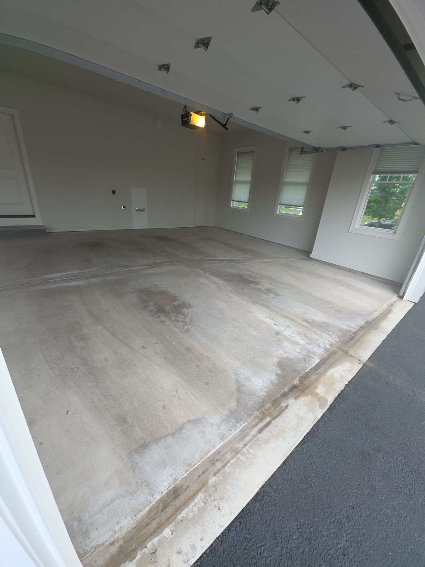 Vintage Zircon Garage Coating by NG Masonry & Construction LLC