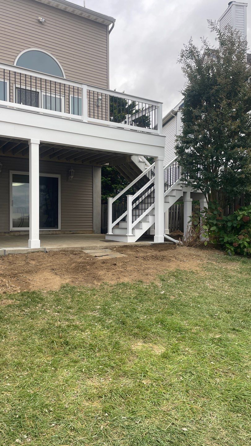 Waterfront deck In Keyport  by deck guardian