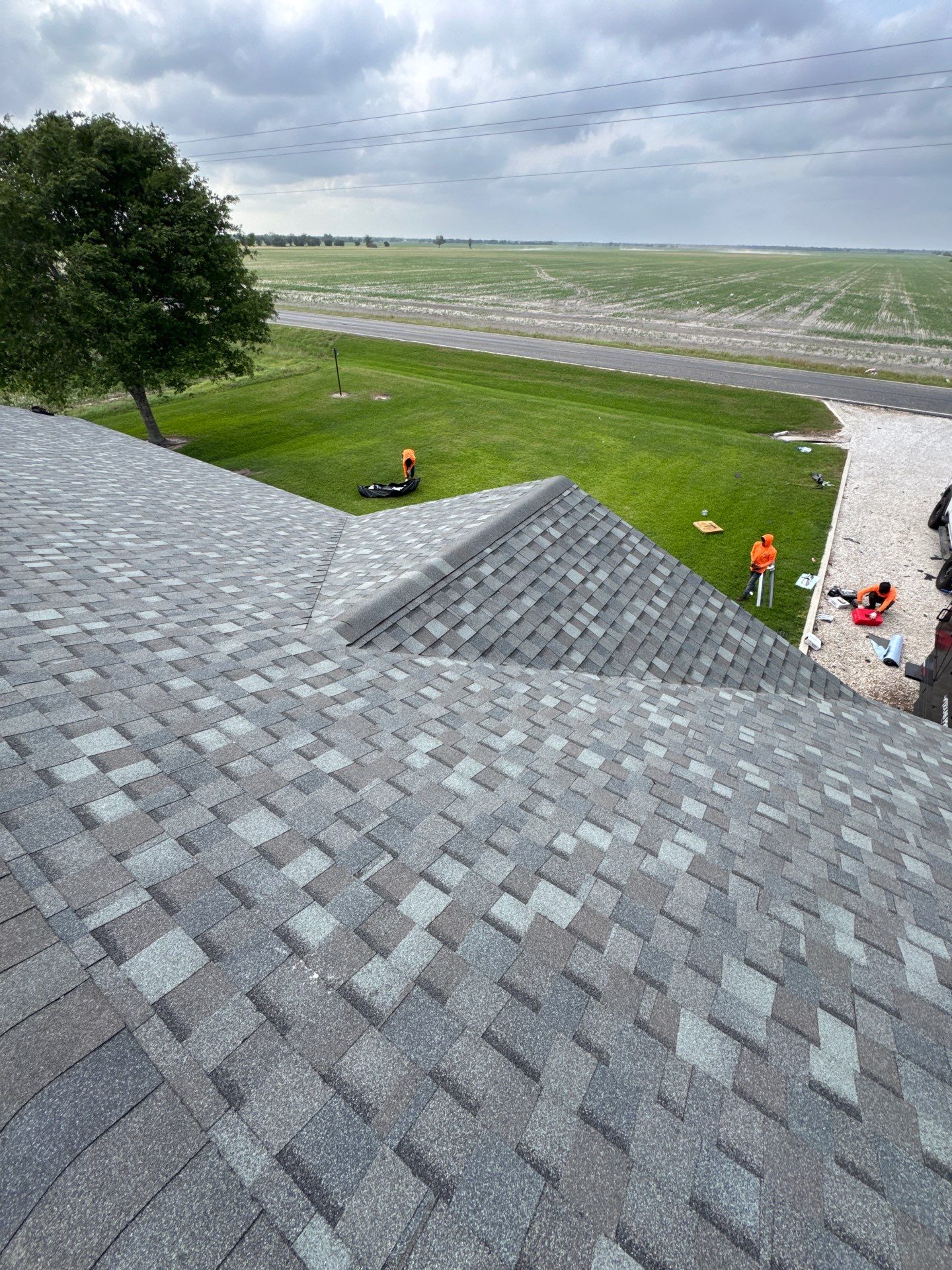 Roof Replacement louise by Roof Repair Company