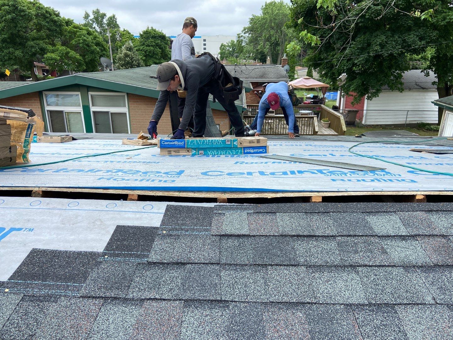 Roof Replacement using CertainTeed Landmark by 180 Contractors
