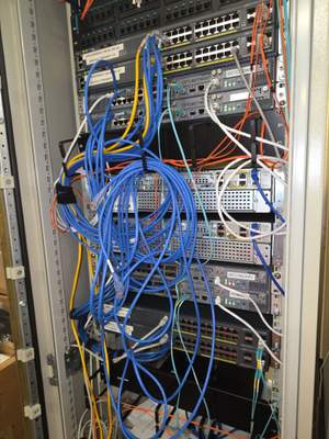Structured cabling installation by CimaSolutions
