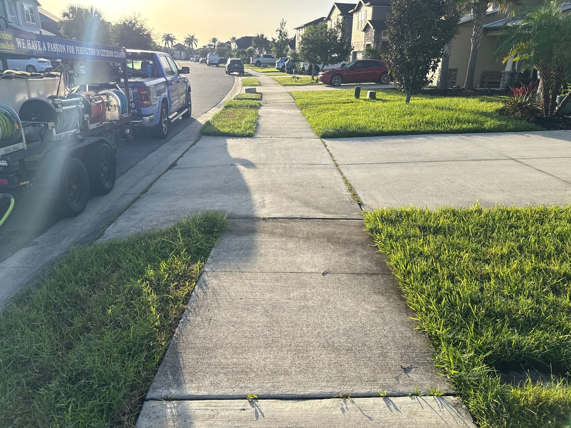 Concrete Driveway Cleaning Trevesta Palmetto FL by Sunshine AquaWash