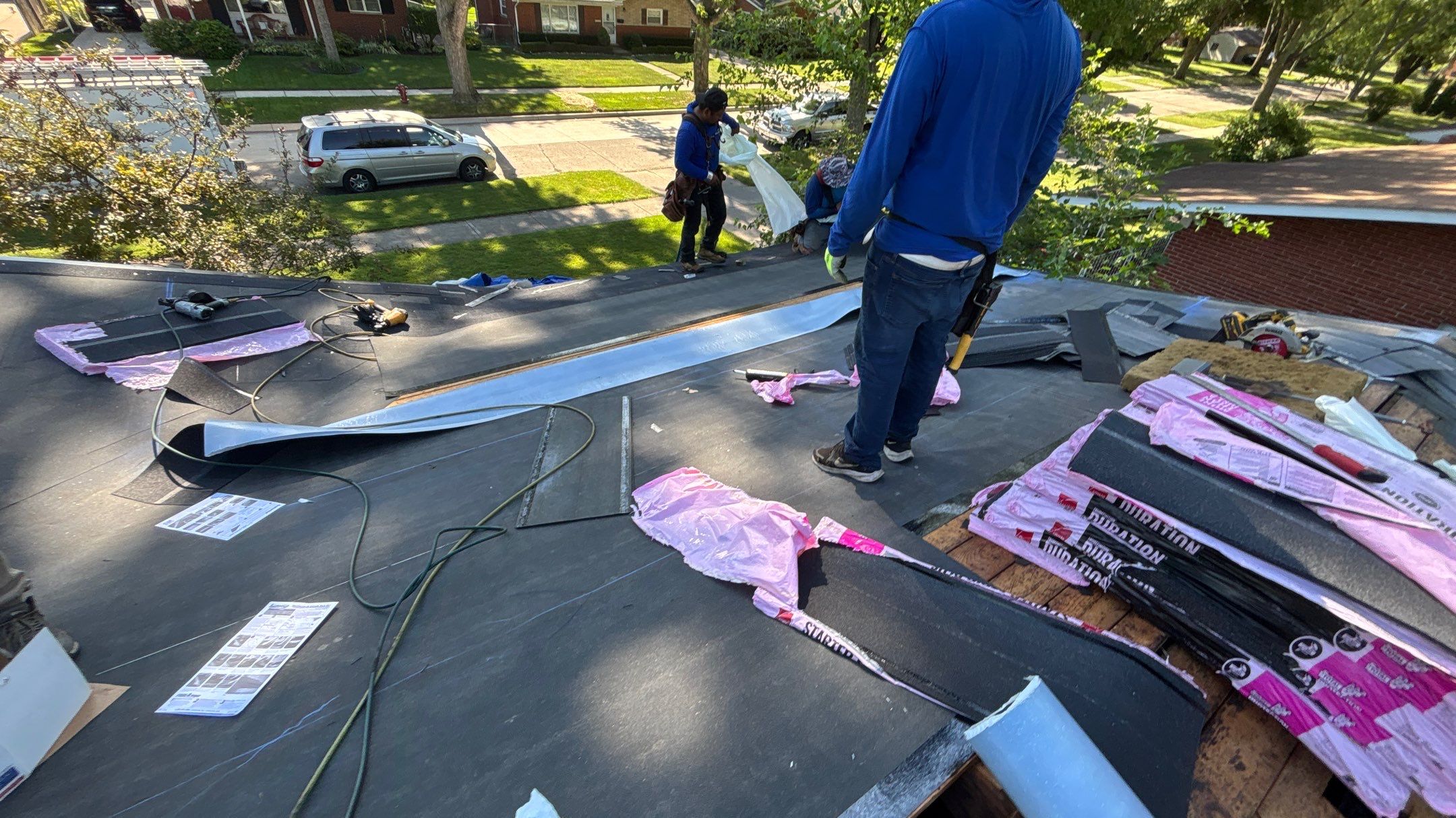 Roof Replacement using Owens Corning Onyx Black by 180 Contractors
