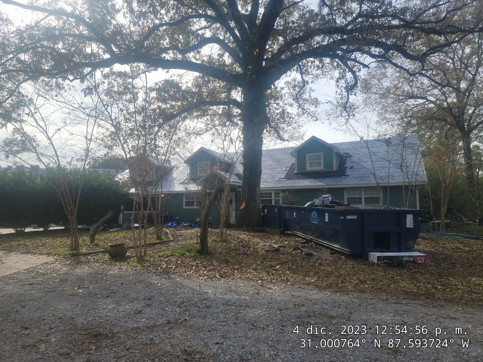 Jaye by IAM Roofing LLC