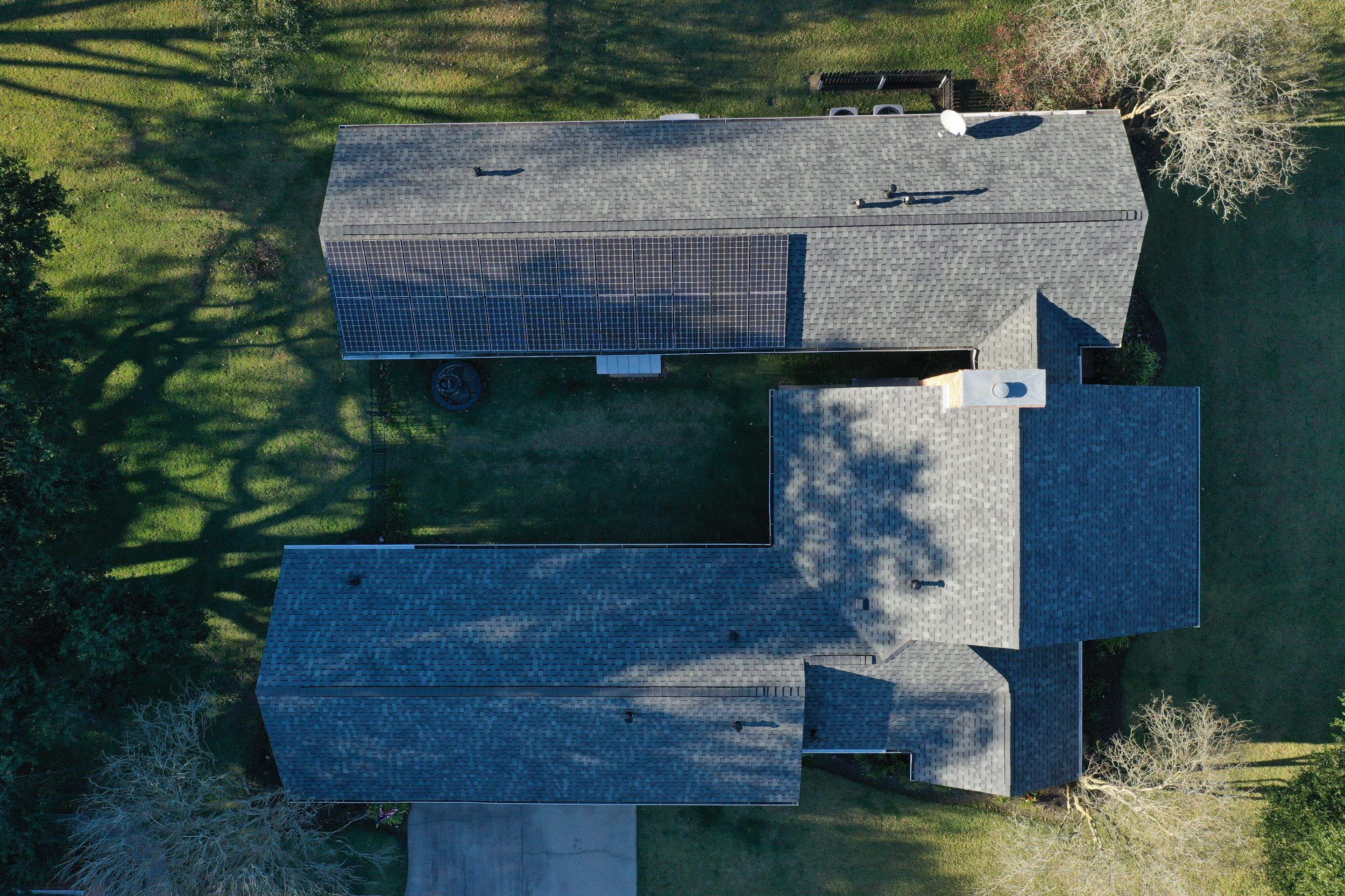 Atlas Pinnacle Pristine Hearthstone w Hi profile Ridge Cap by Top Team Roofing & Construction