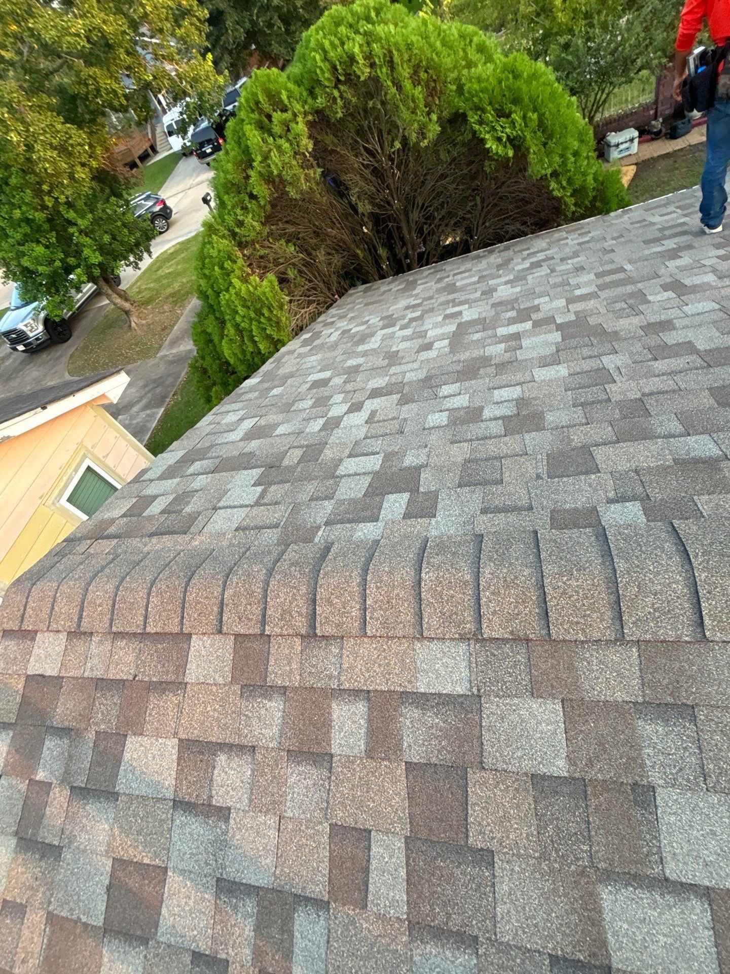 Residential Roofing Installation using Owen's Corning Duration (Lifetime) Shingles by Roof Repair Company