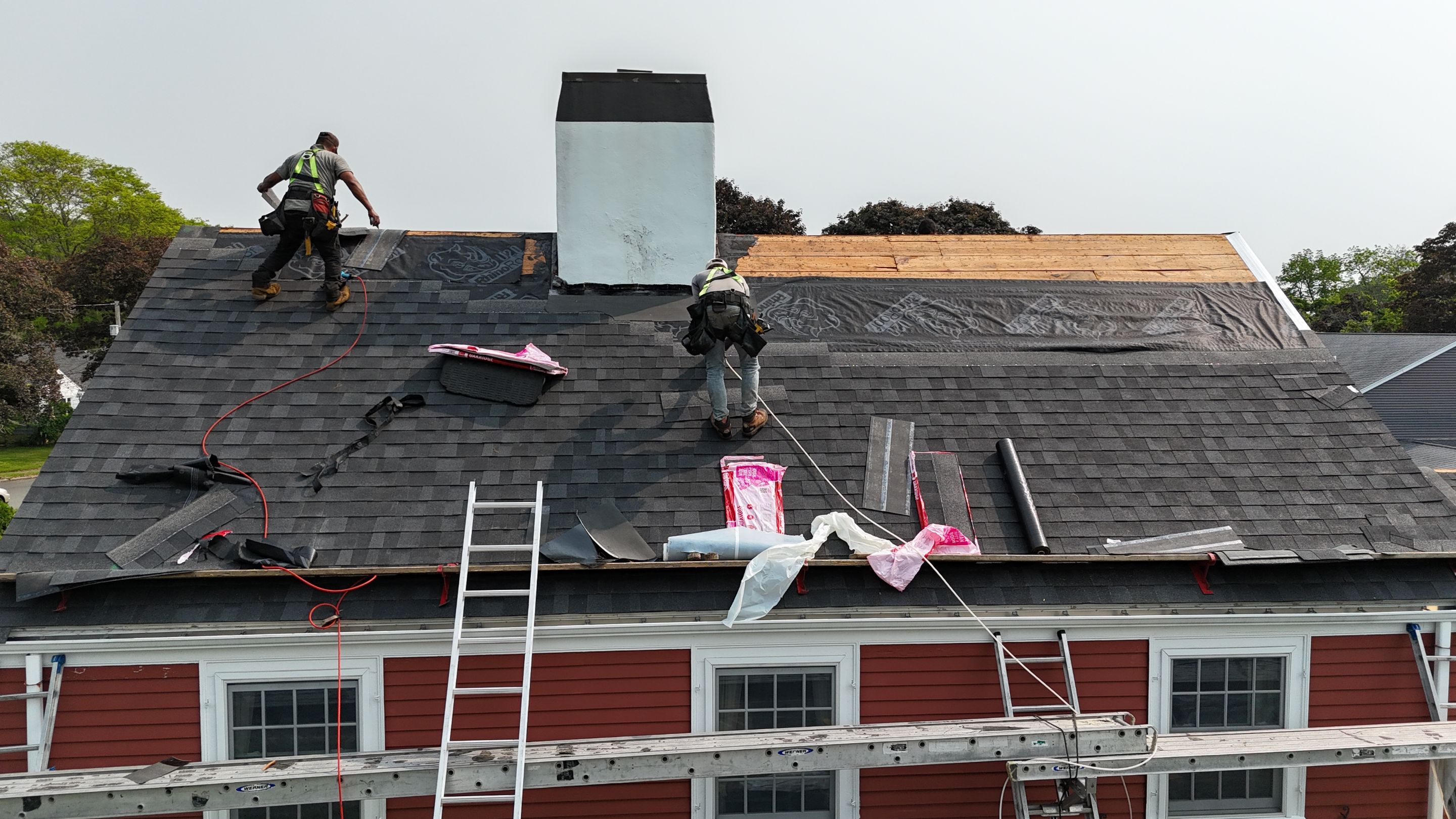 Full Roof Replacement in Salem, MA – Owens Corning Duration, Onyx Black by JOHNNYS PRO