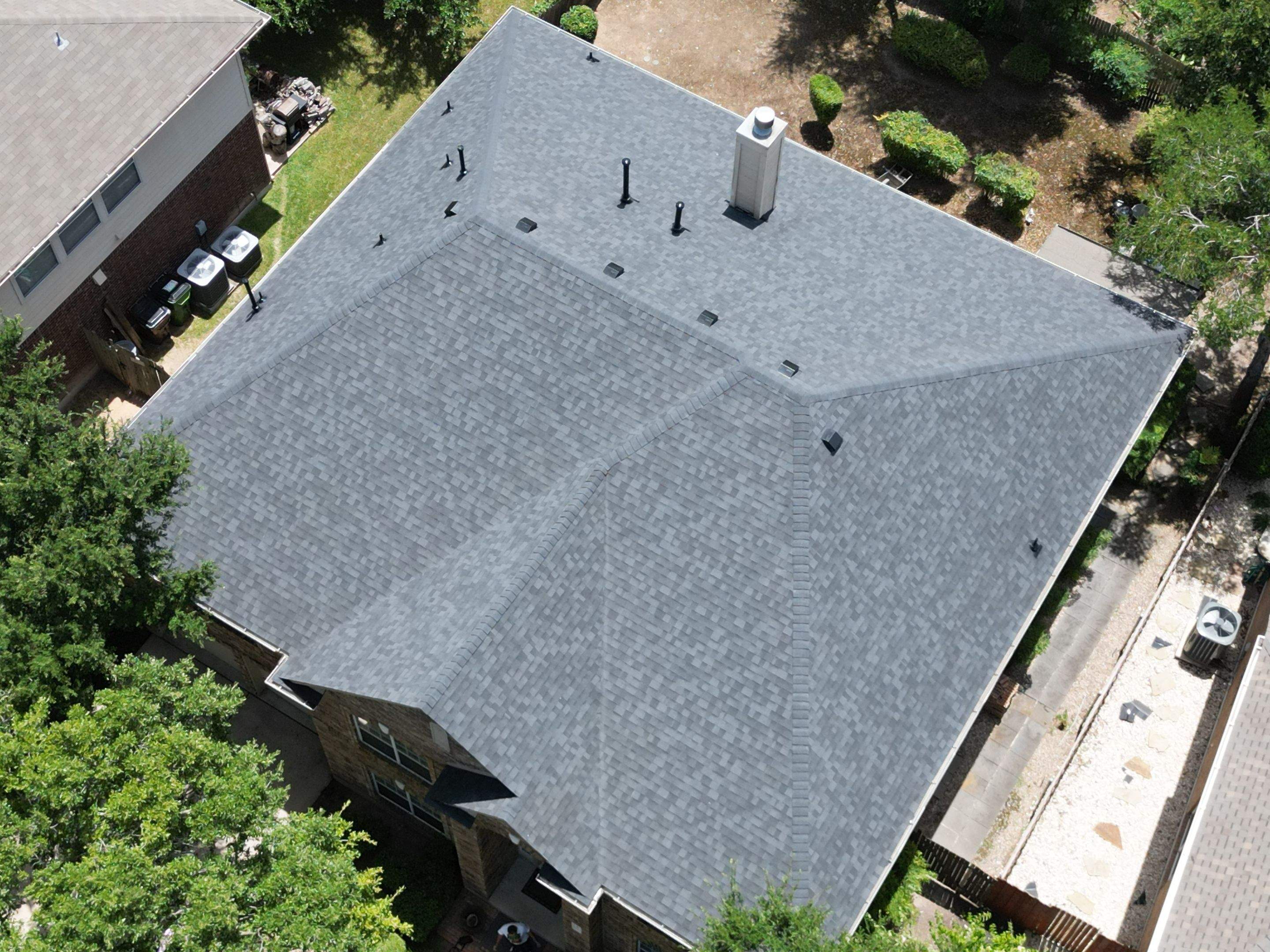 Onyx Black - Owens Corning TruDefinition Duration  by RoofsOnly.com
