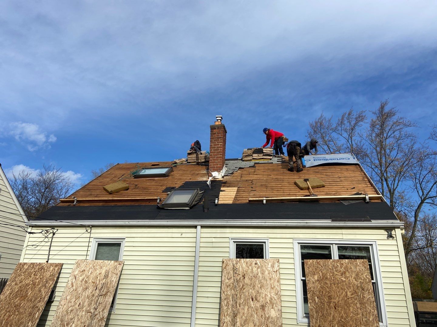 Roof Replacement using CertainTeed Landmark by 180 Contractors