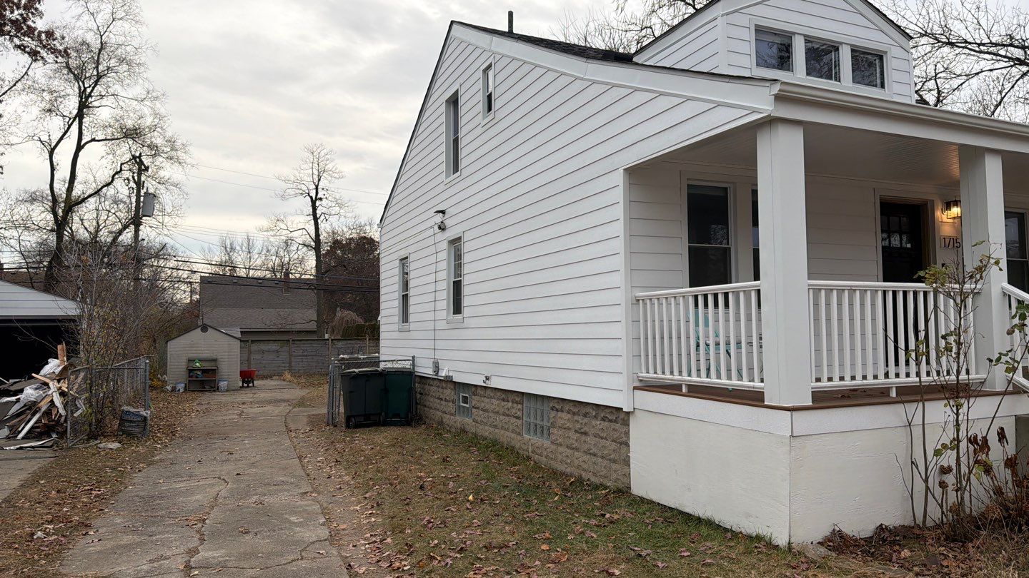 Siding Replacement using Ascend Glacier White by 180 Contractors