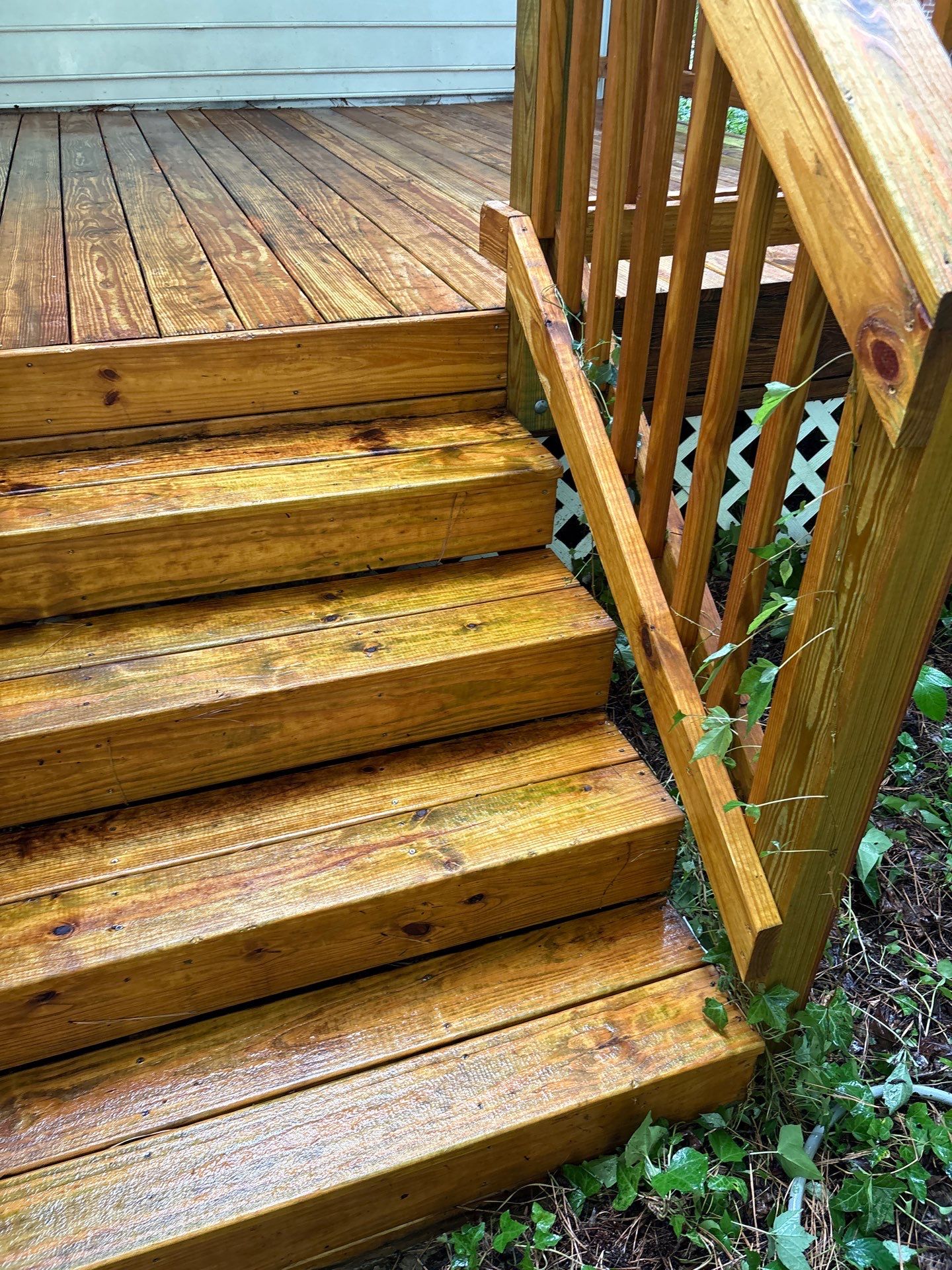 Wood Deck using Wood Sealant by DuraSeal