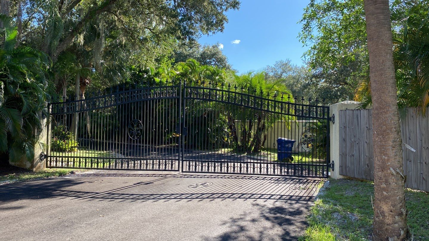 Bradenton, FL Gate Operator Installation using Liftmaster Gate Operator by Asap fence and gates, LLC