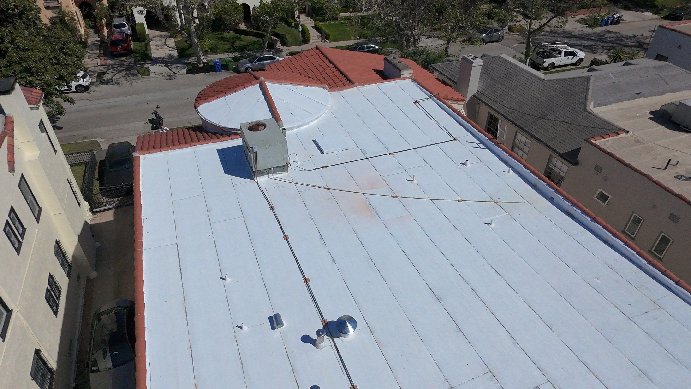 New Roof! Apartment Building in L.A.  by Hull Brothers Roofing