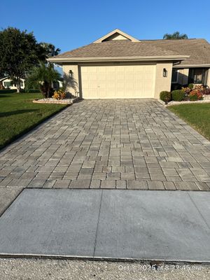 Driveway and Walkway Paver Cleaning and Sealing in Sun City Center