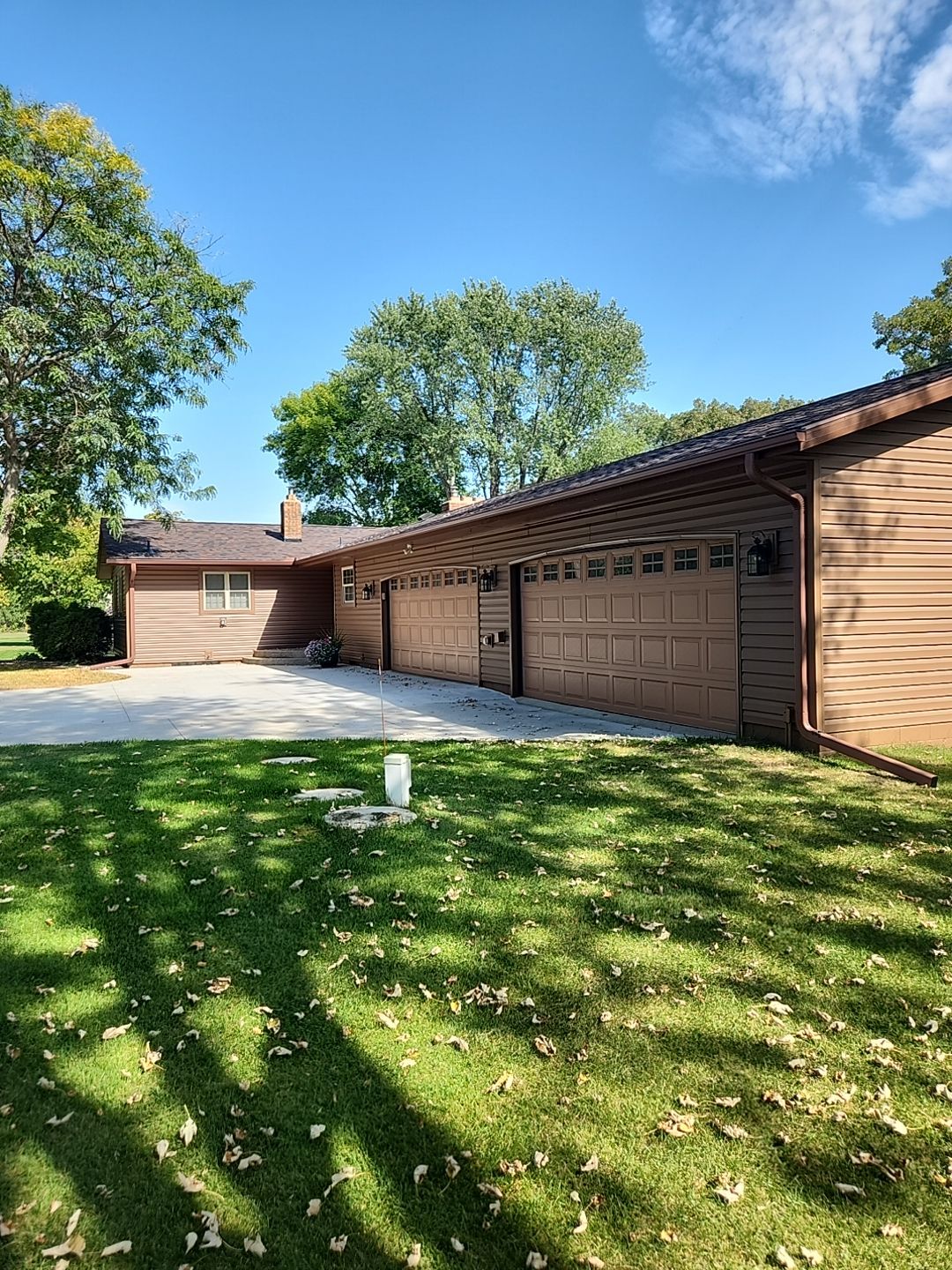 5" Gutters in St. Cloud by Next Level Seamless Gutters / Exteriors Inc.