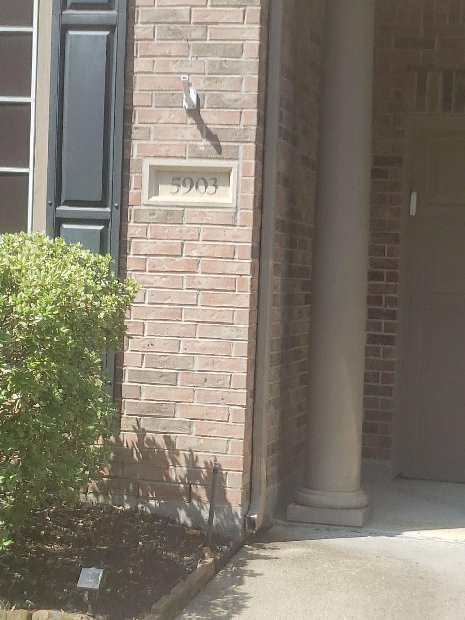 6'6" Western Red Cedar Fence Install by Astro Outdoor Designs 