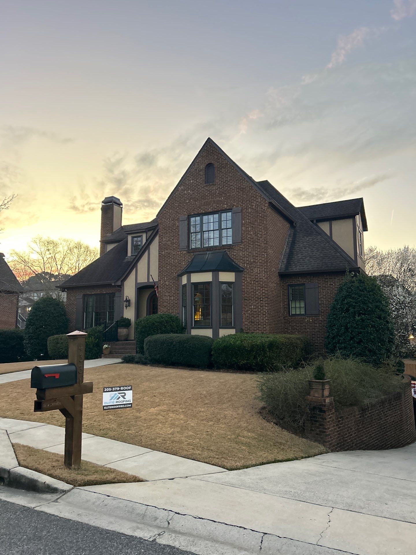 Elite Roofing LLC featured photo.