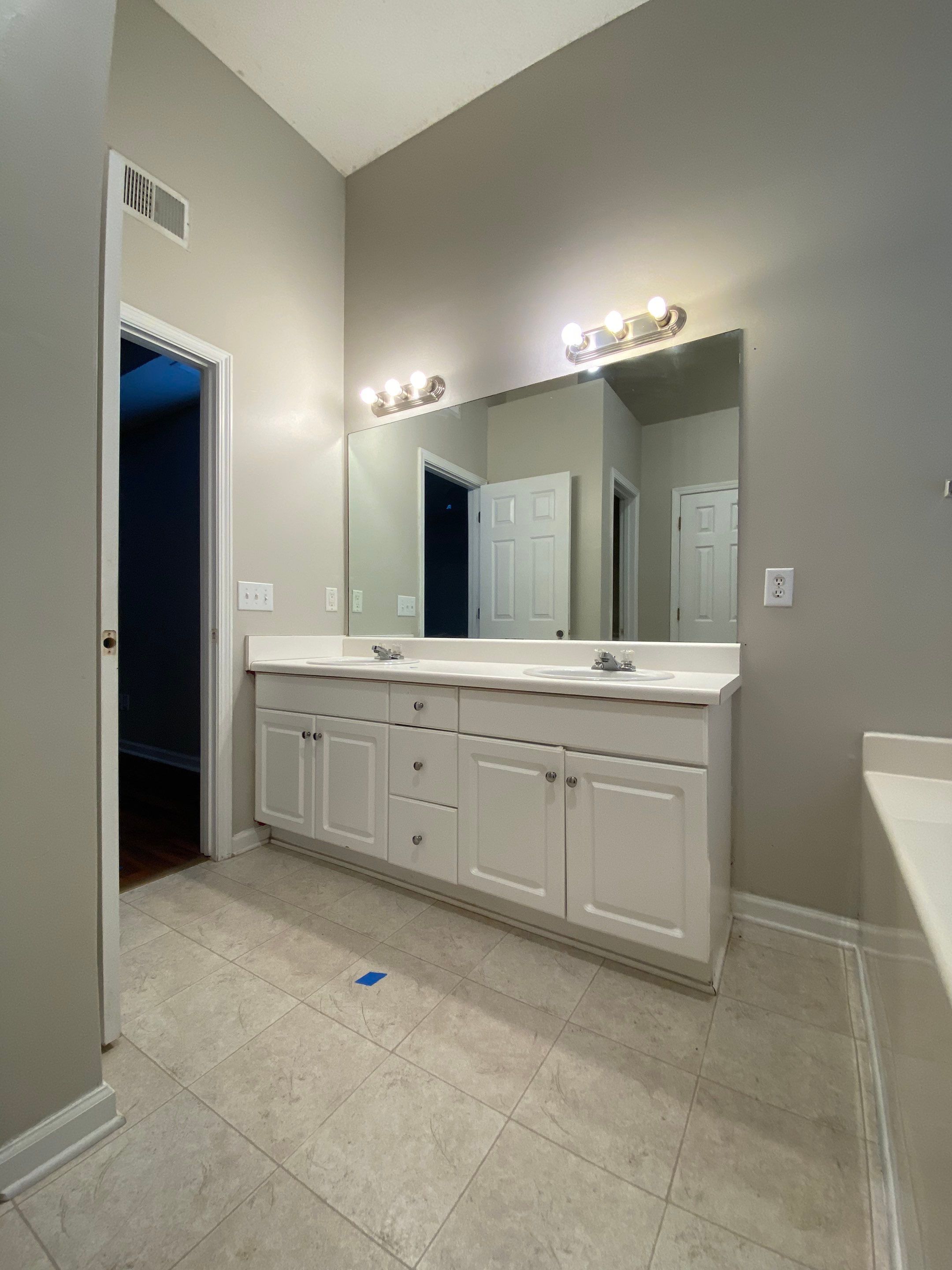 Dallas Georgia Interior Remodel Featuring White Shaker Cabinets and LVP Flooring by Swift Home Renovations