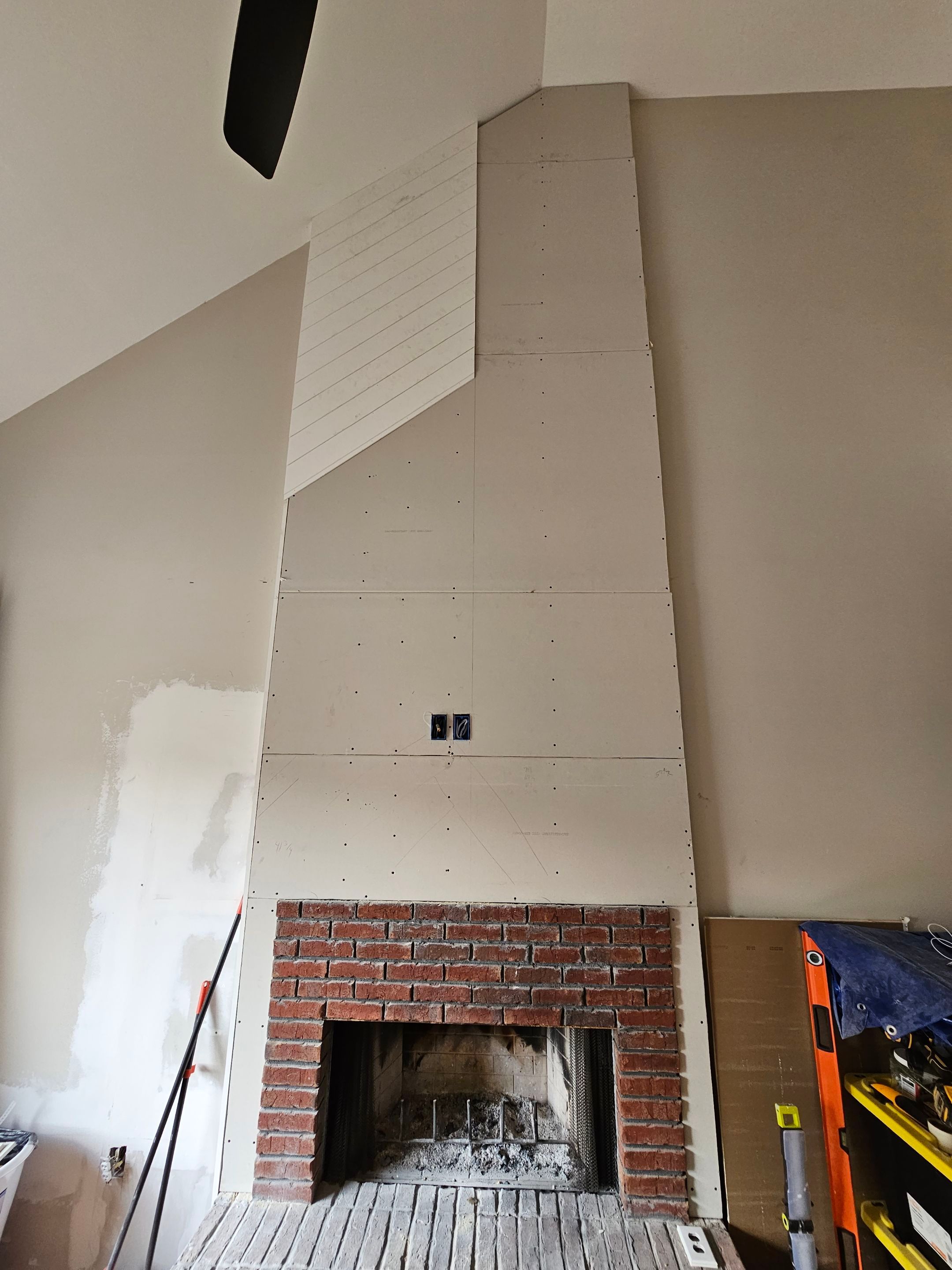 Ridgeway Parc - Chimney Buildout by Pillar and Pine