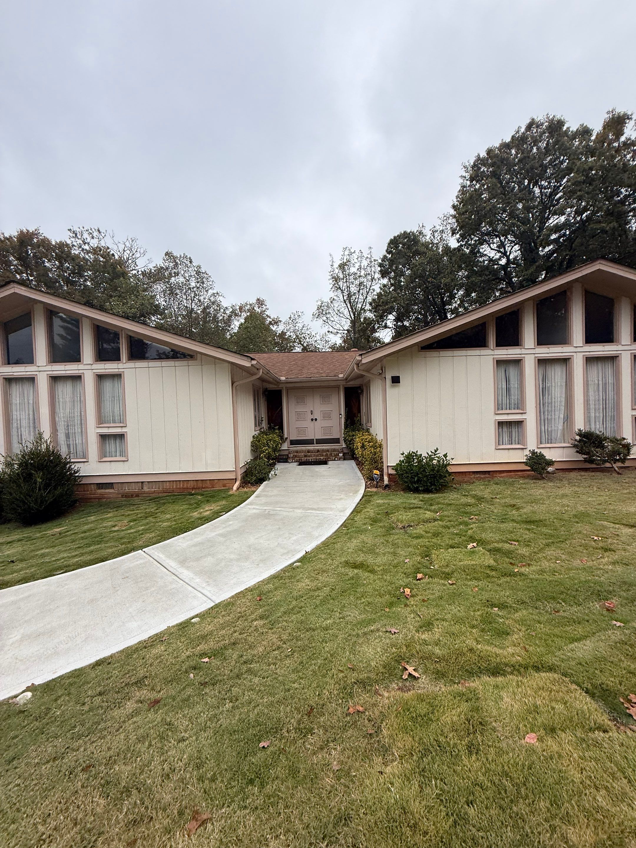 Trowbridge Dr Atlanta Roof Replacement  by Dom Roofing & Restoration