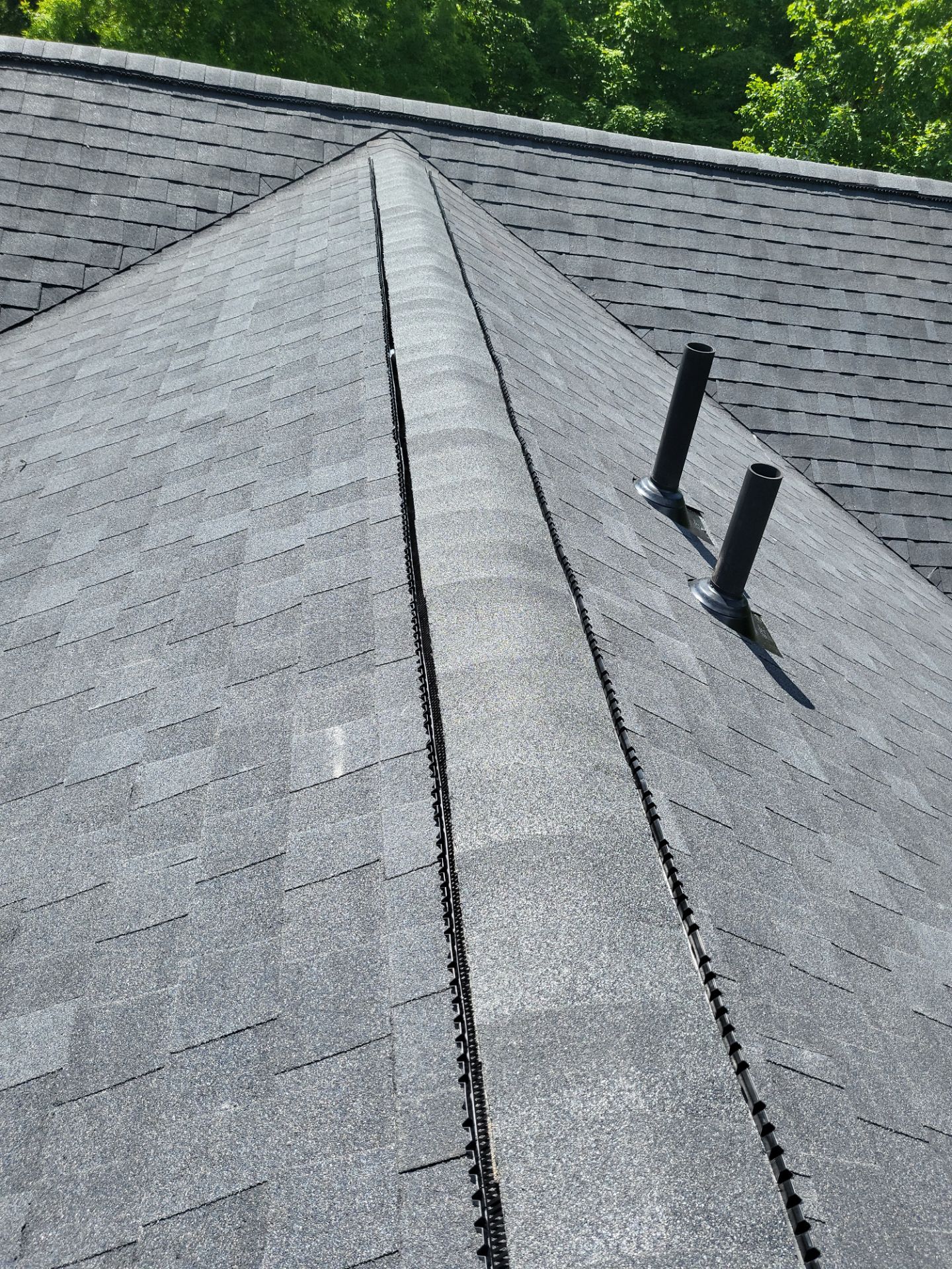 Atlas Pinnacle, Color, Black Shadow, Drip Edge, Color, White by Eagle Eye Roofing