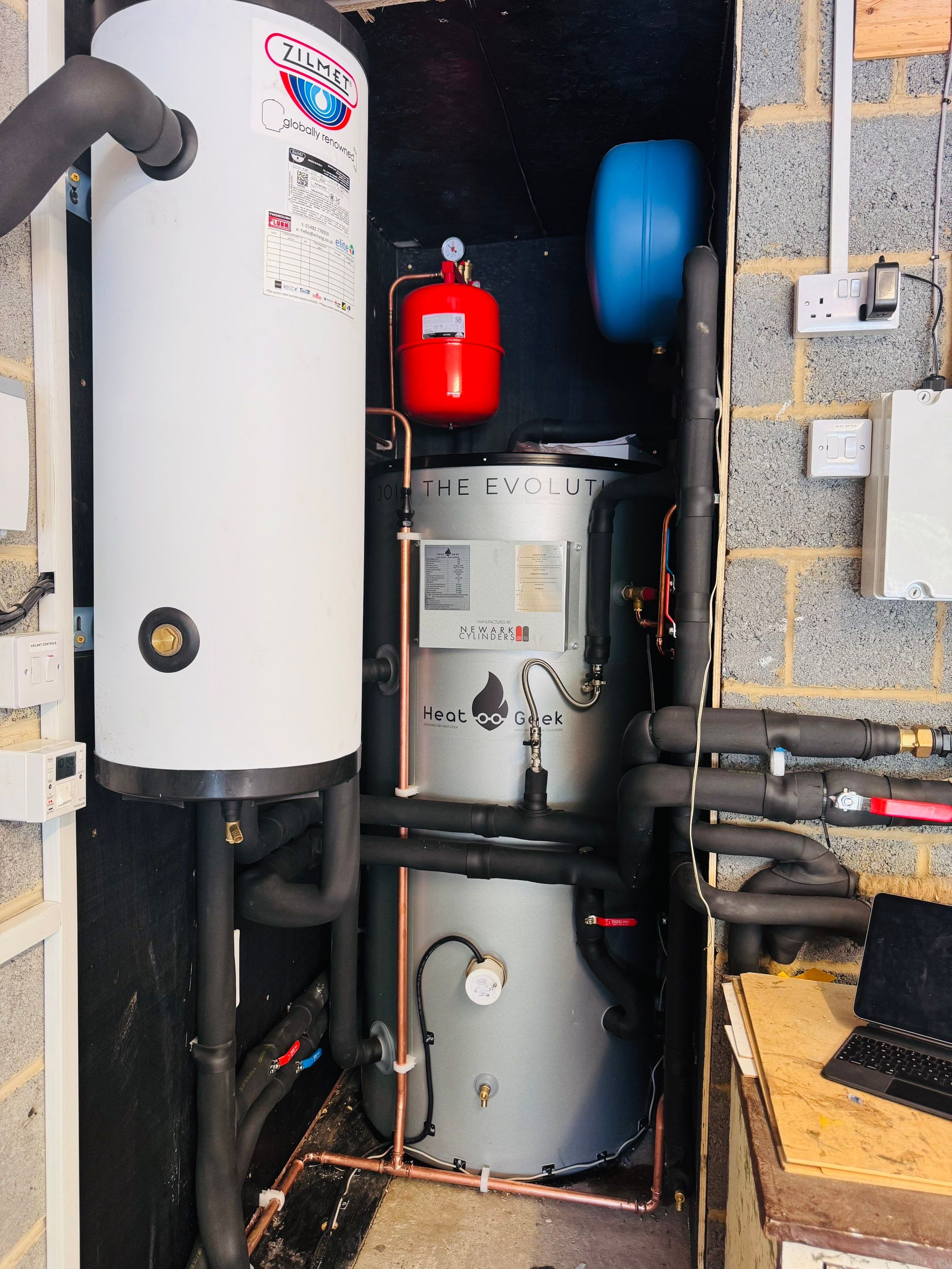 β‘ Project Spotlight | Data-Driven Renewable Heating by Elite Services Group Ltd