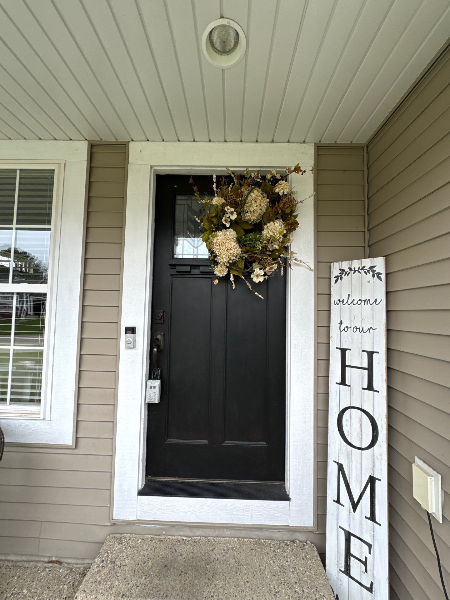 Exterior home painting. by Gordon Painting
