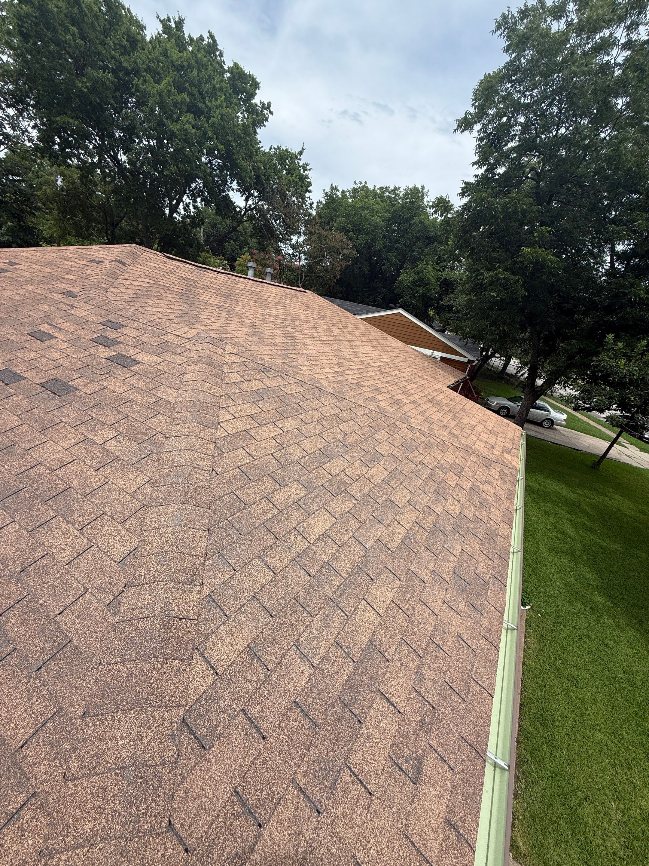 GAF natural Shadow - Weathered Wood by Top Sun Roofing