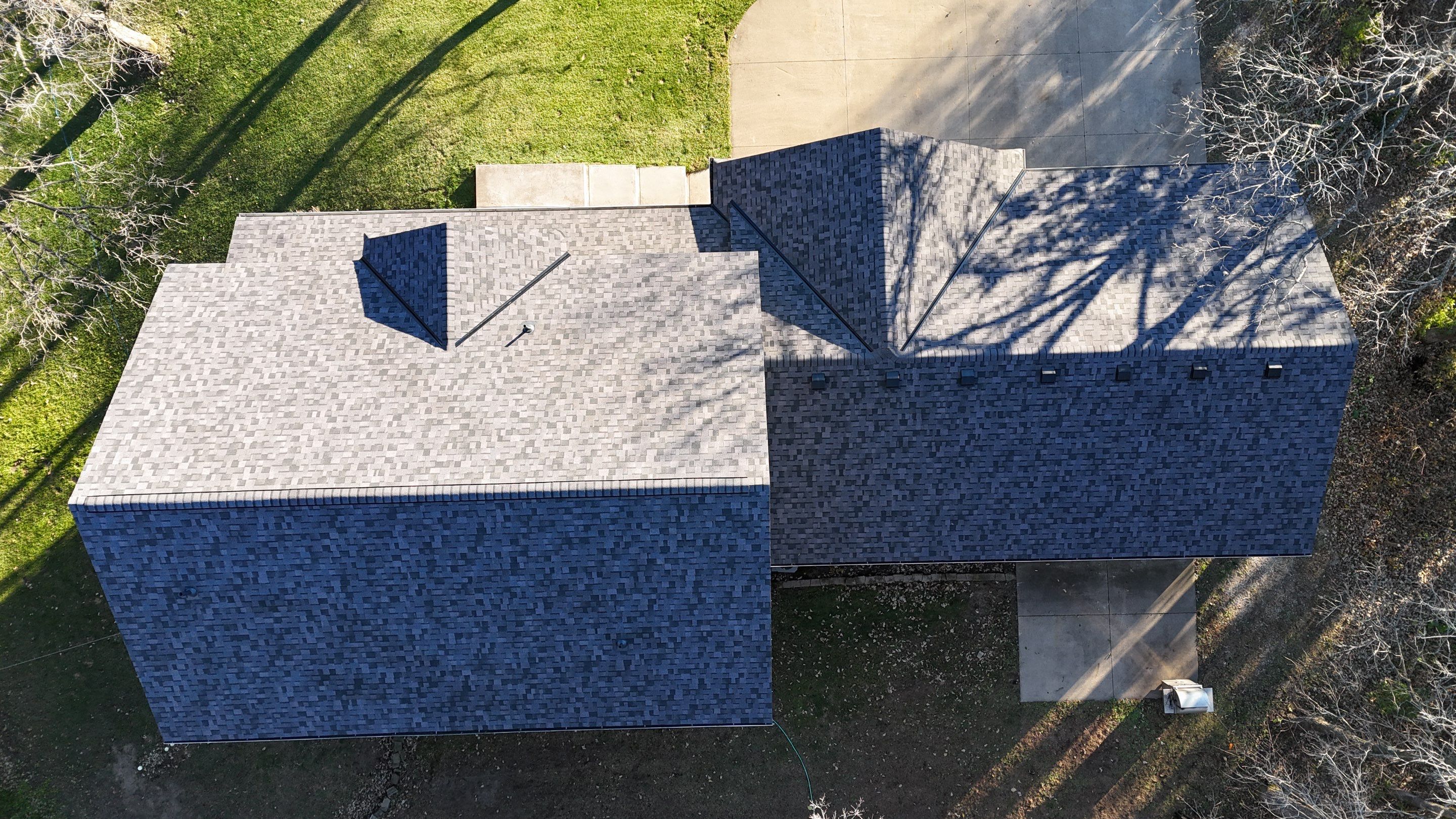 Roof & Siding Replacement – Oak Grove, MN | Insurance-Approved | Owens Corning Duration Midnight Plum & Mastic Carvedwood Harbor Grey by First Impressions Exteriors