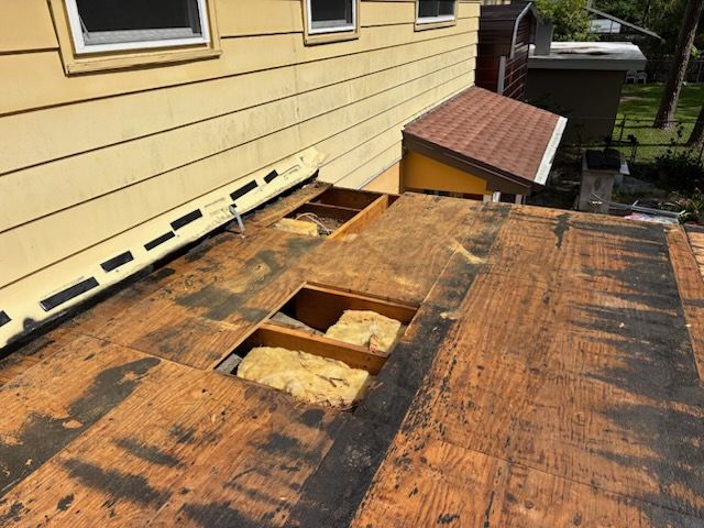 Project in St. Petersburg 33702 by Mitchell Roofing Company LLC 