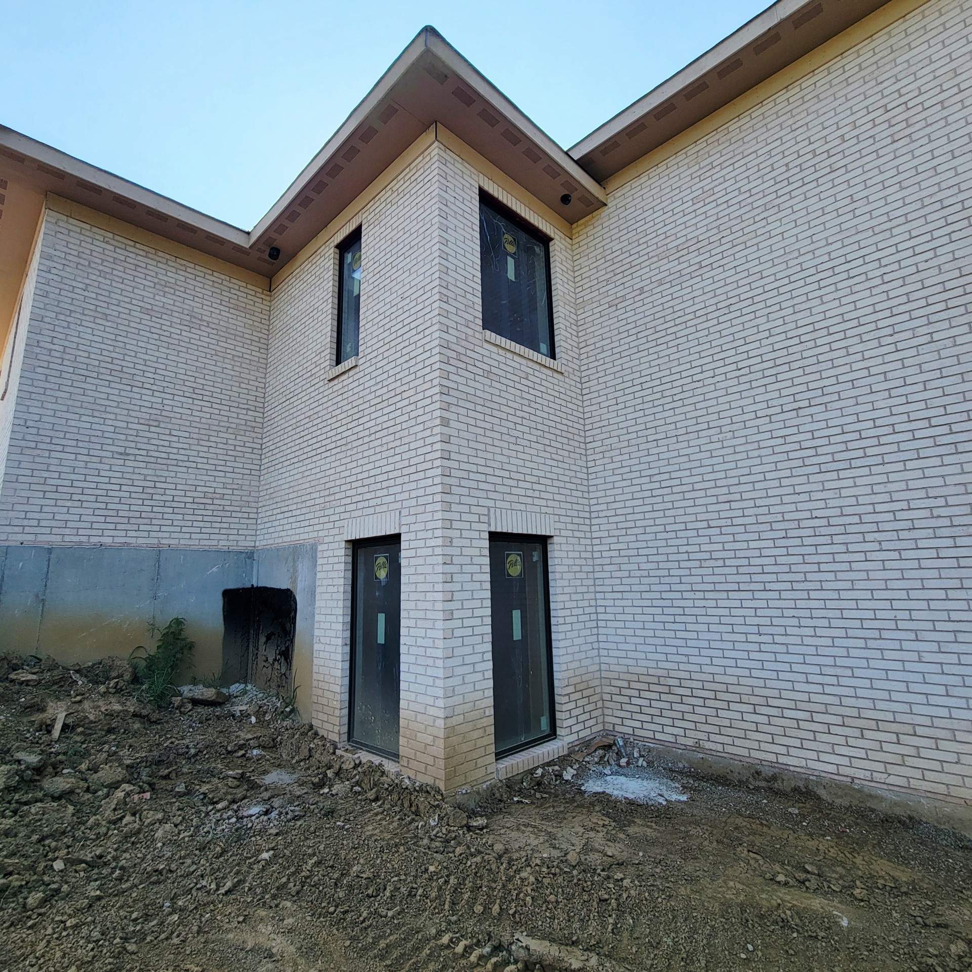 Toebben 25-7/Bentwood Ct by Pella Windows & Doors